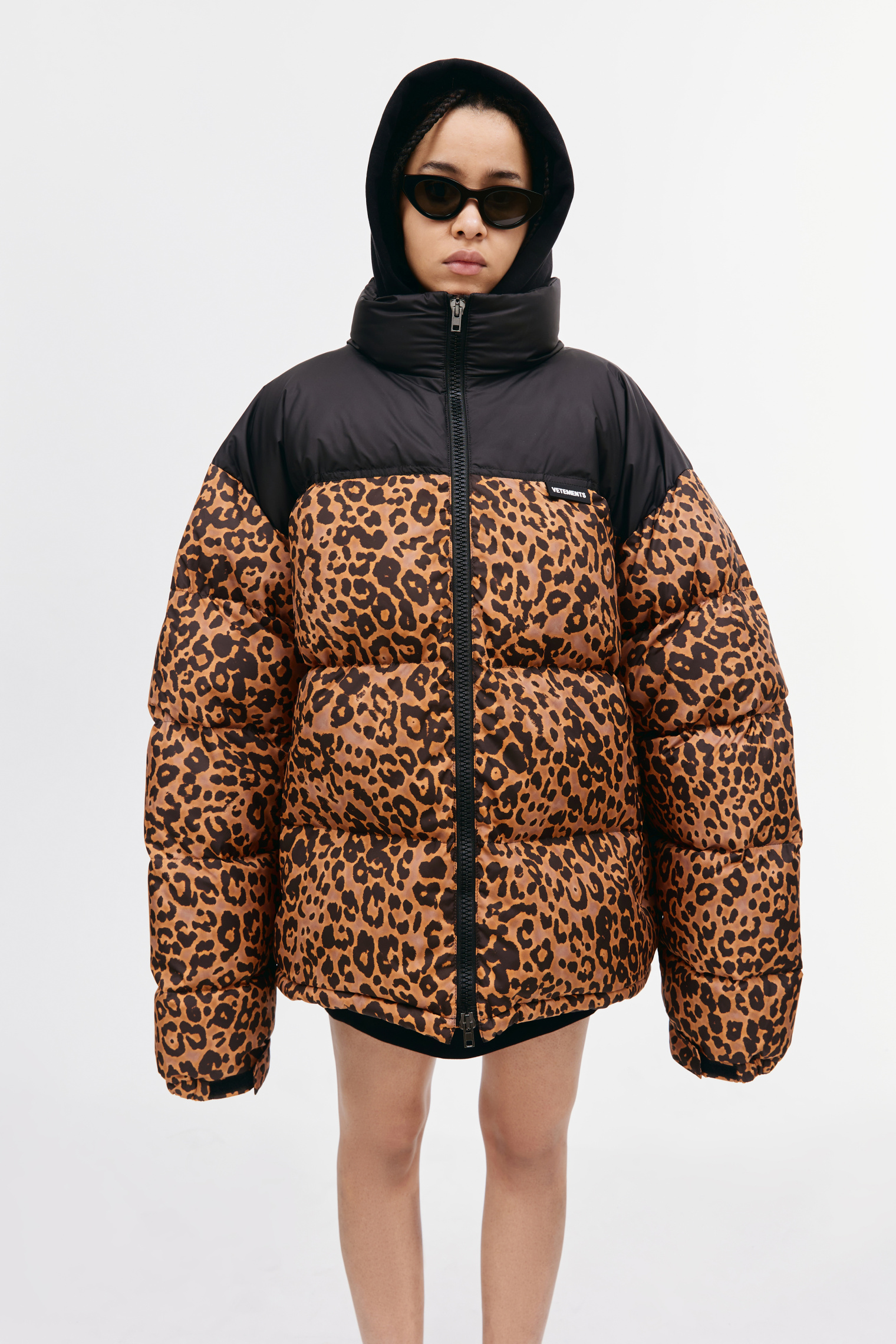 VETEMENTS Down jacket with animal print