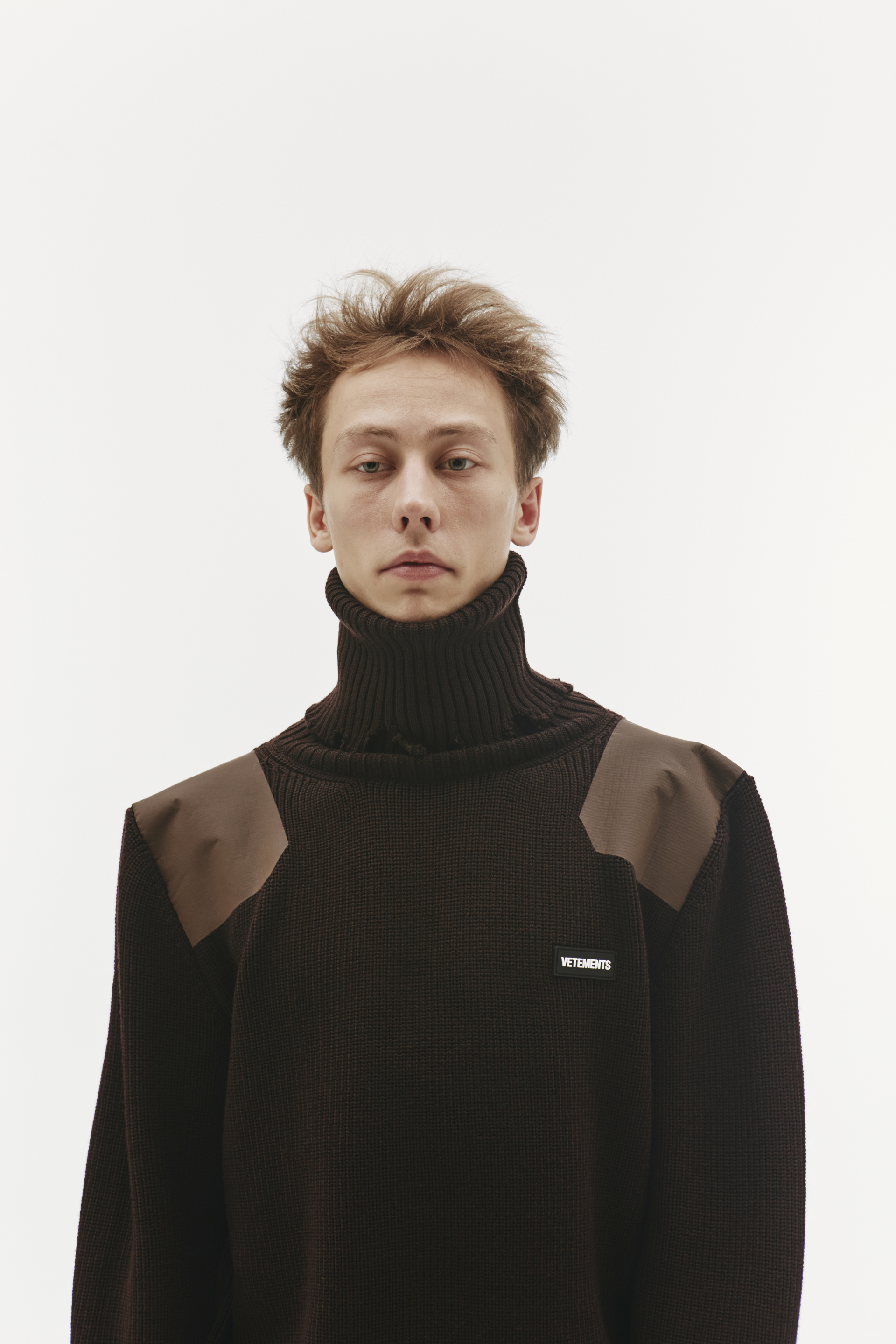 VETEMENTS Brown Wool Destroyed Turtleneck Sweater