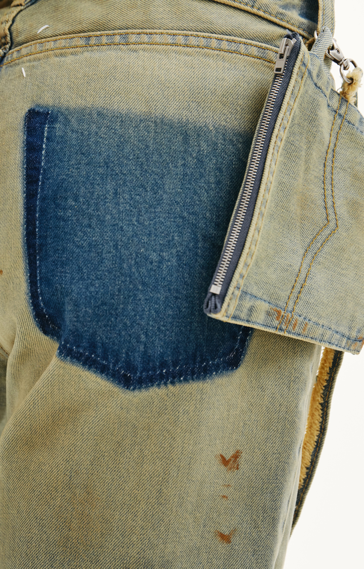 Maison Margiela Memory OF JEANS with vintage effect