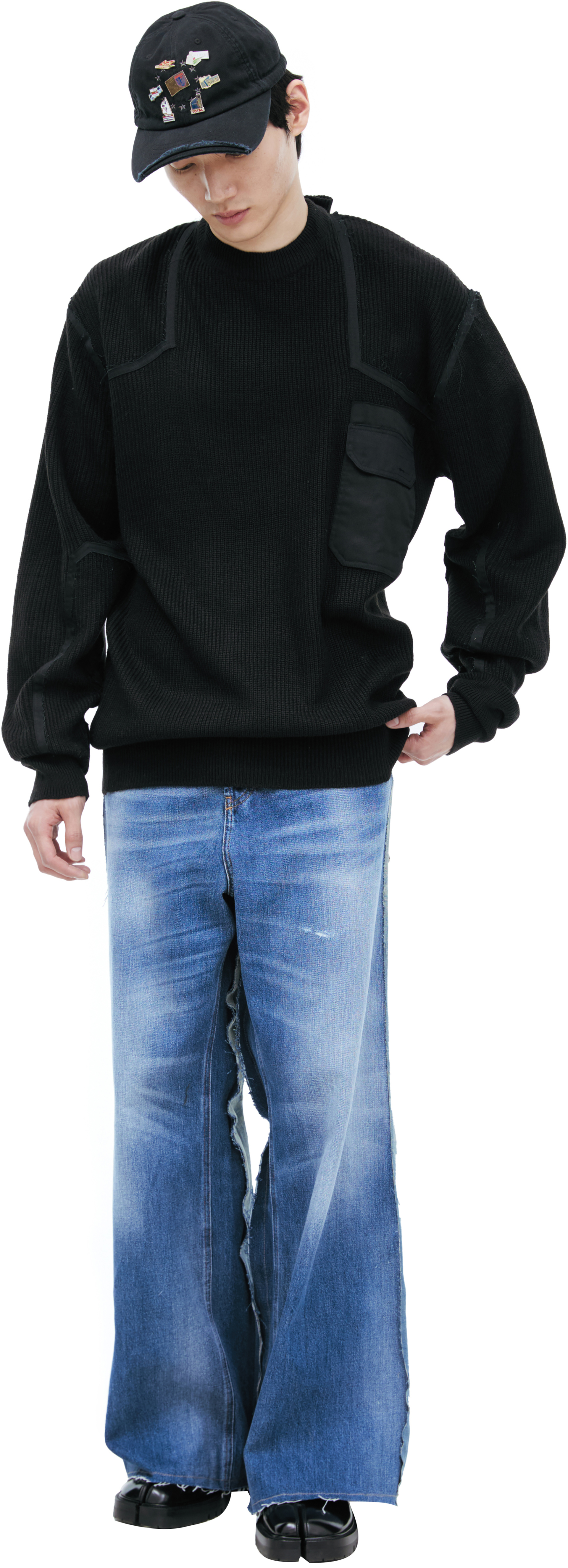 PROTOTYPES Sweater with contrasting seams