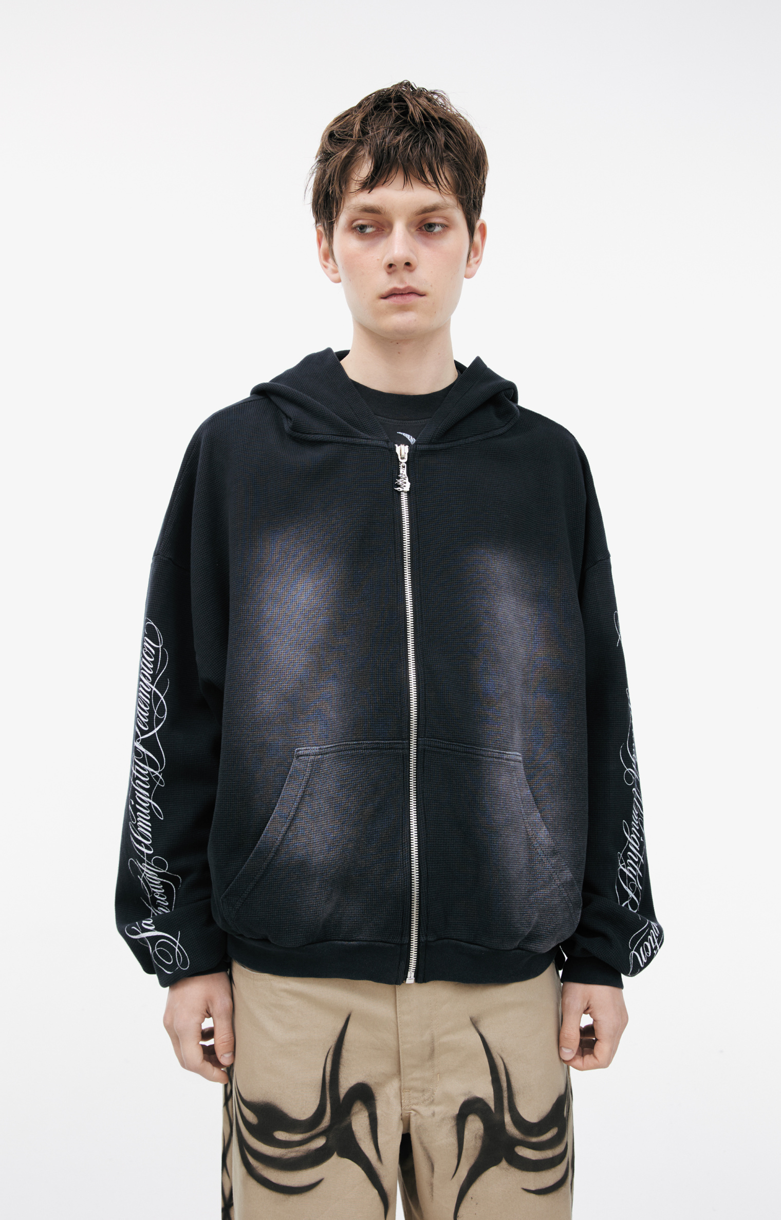 Hellstar hoodie Lサイズ Buy Hellstar men black zip-up hoodie for $540 online on SV77