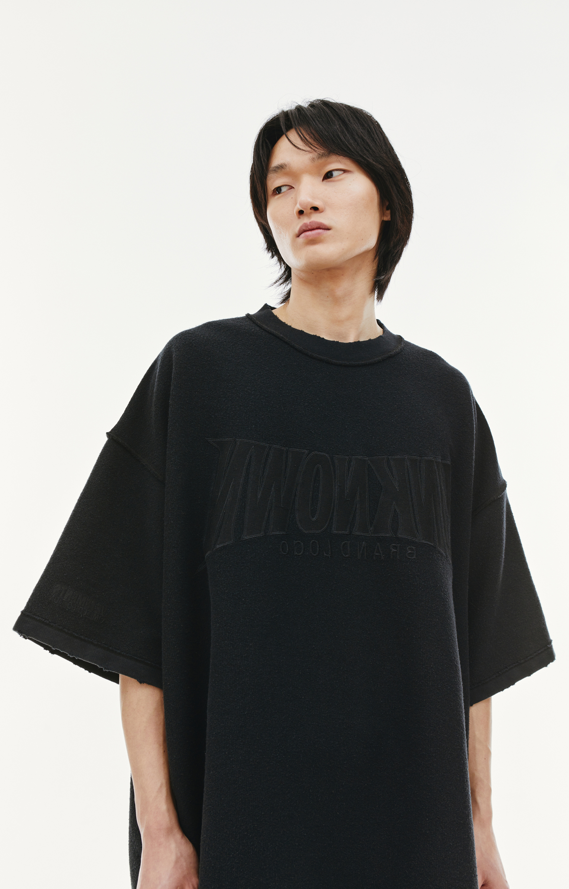 VETEMENTS Oversized \'Unknown\' t-shirt