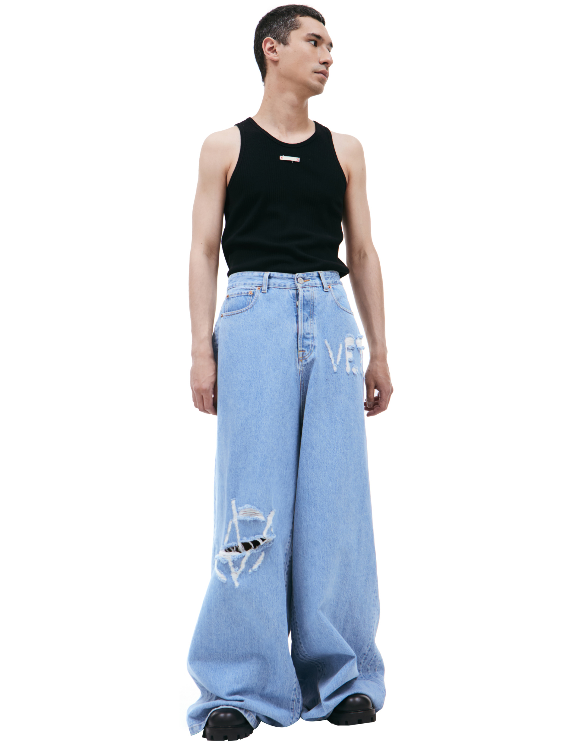 VETEMENTS Logo destroyed baggy jeans