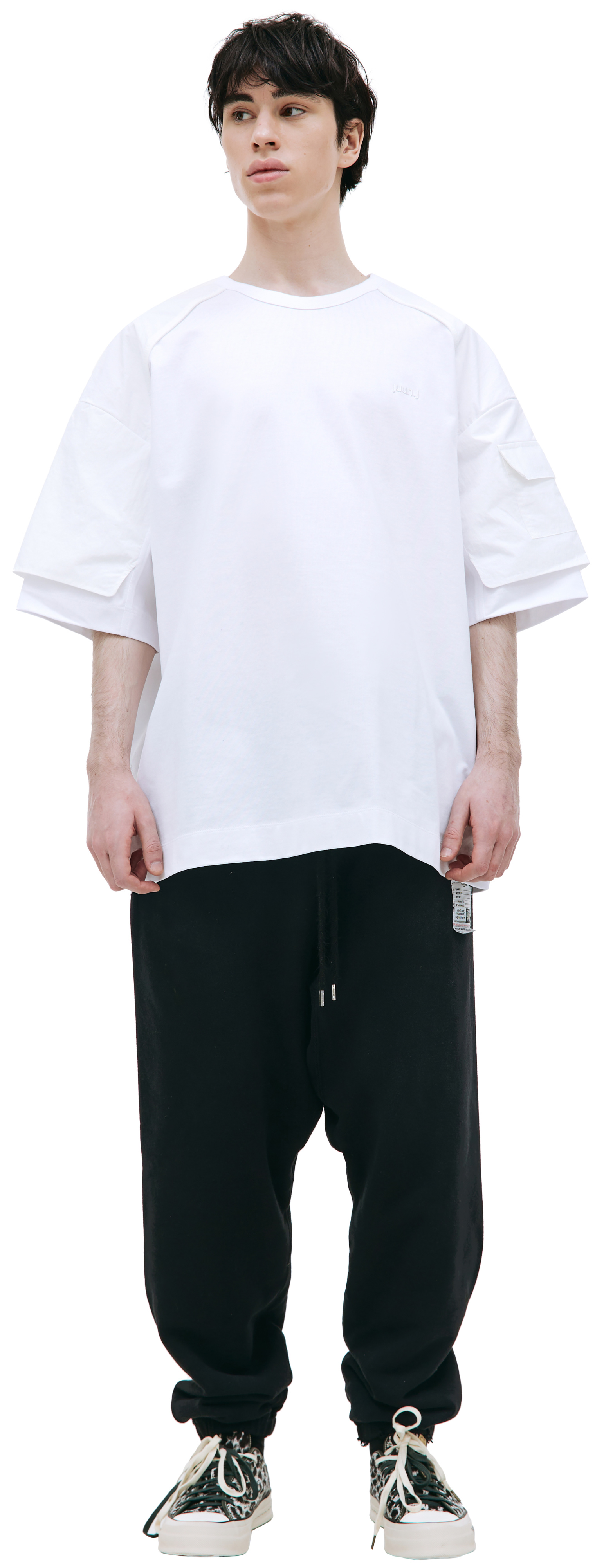 Juun.J Сontrast-sleeve embroidered t-shirt
