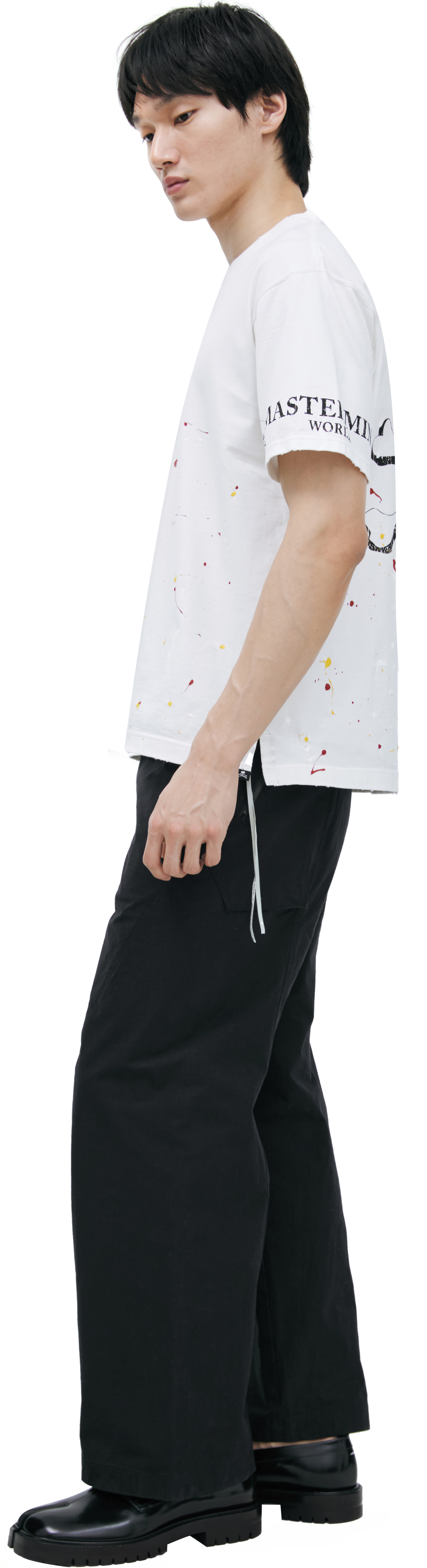 Mastermind WORLD T-shirt with a paint splatter effect