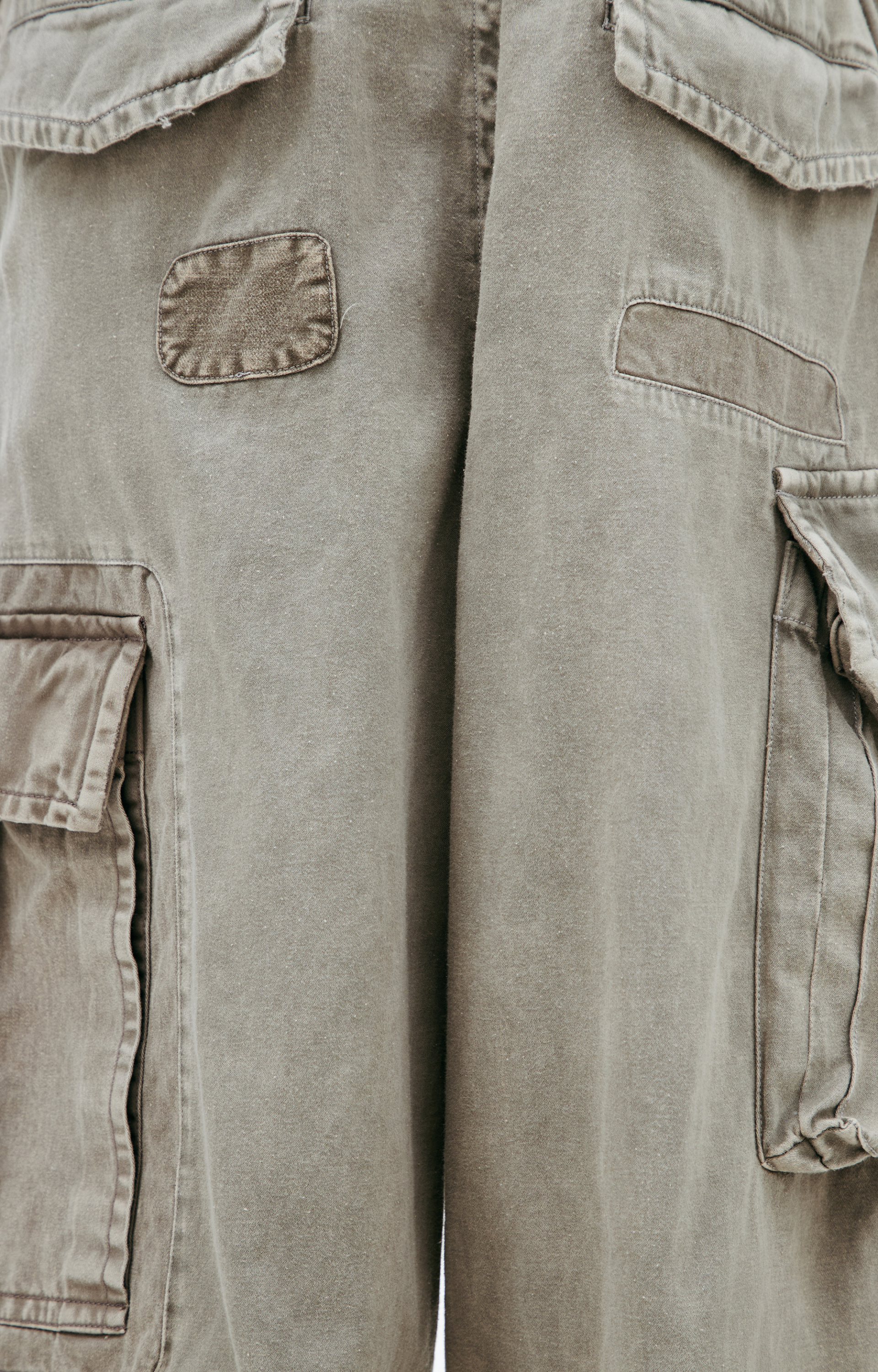 Maison Mihara Yasuhiro Cargo jeans with patch pockets