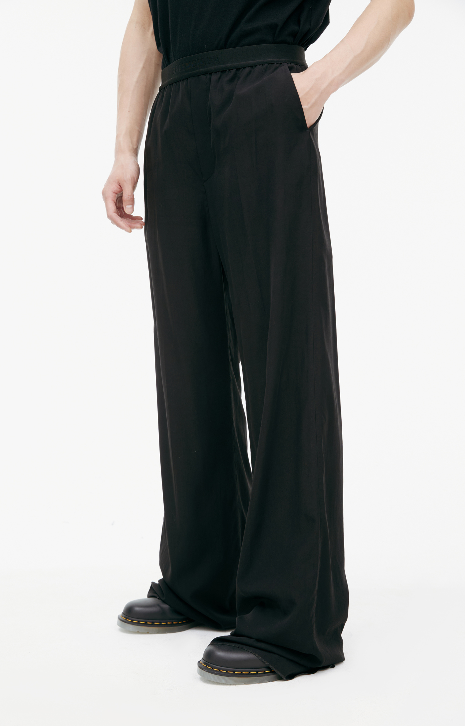 Balenciaga Black lyocell trousers