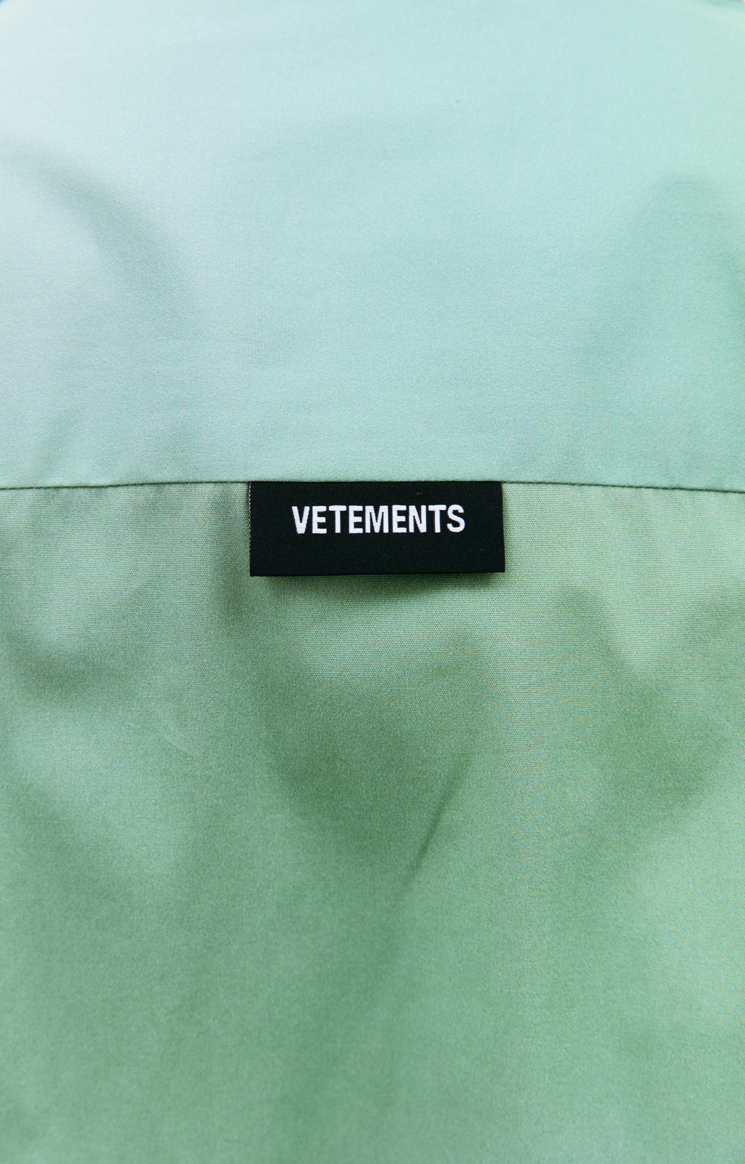 VETEMENTS Anime printed shirt