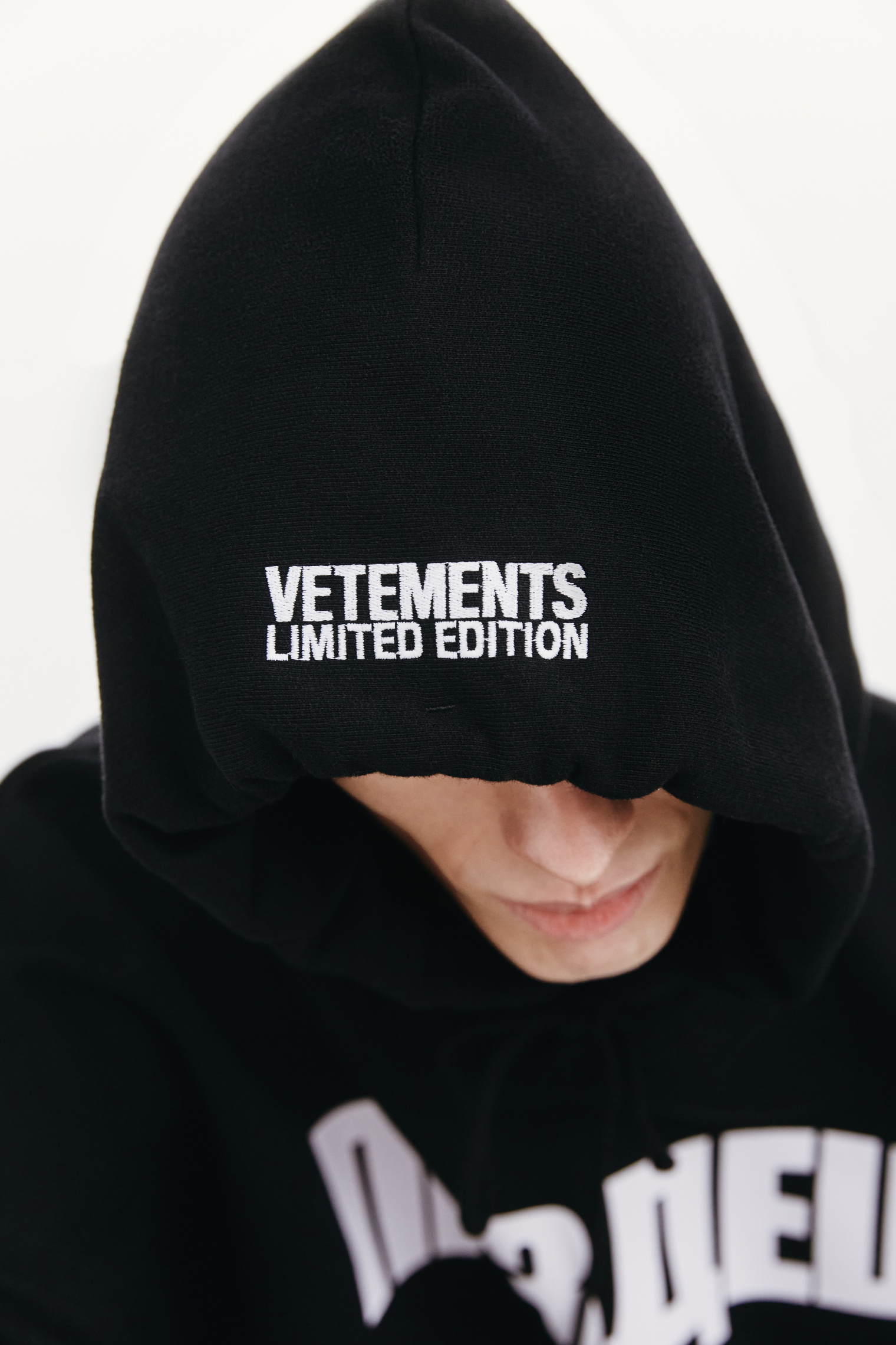 VETEMENTS Vetements x SV Hoodie