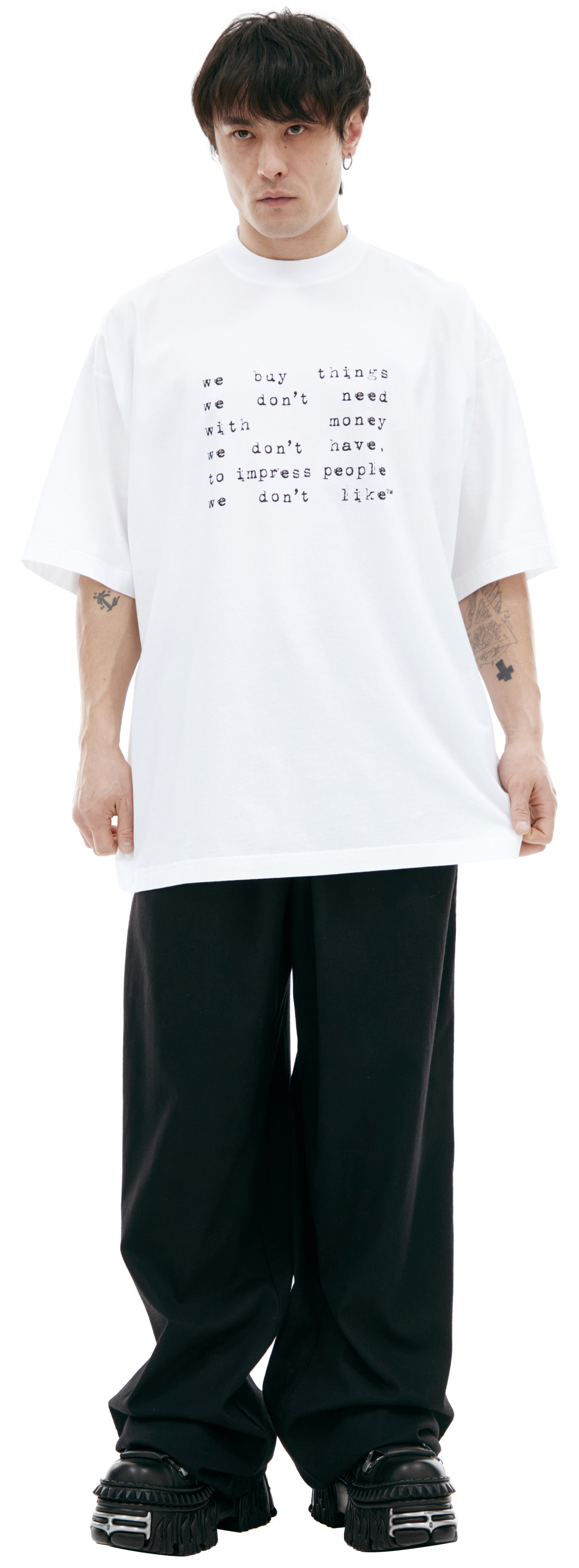 VETEMENTS T-shirt \'we buy things\'