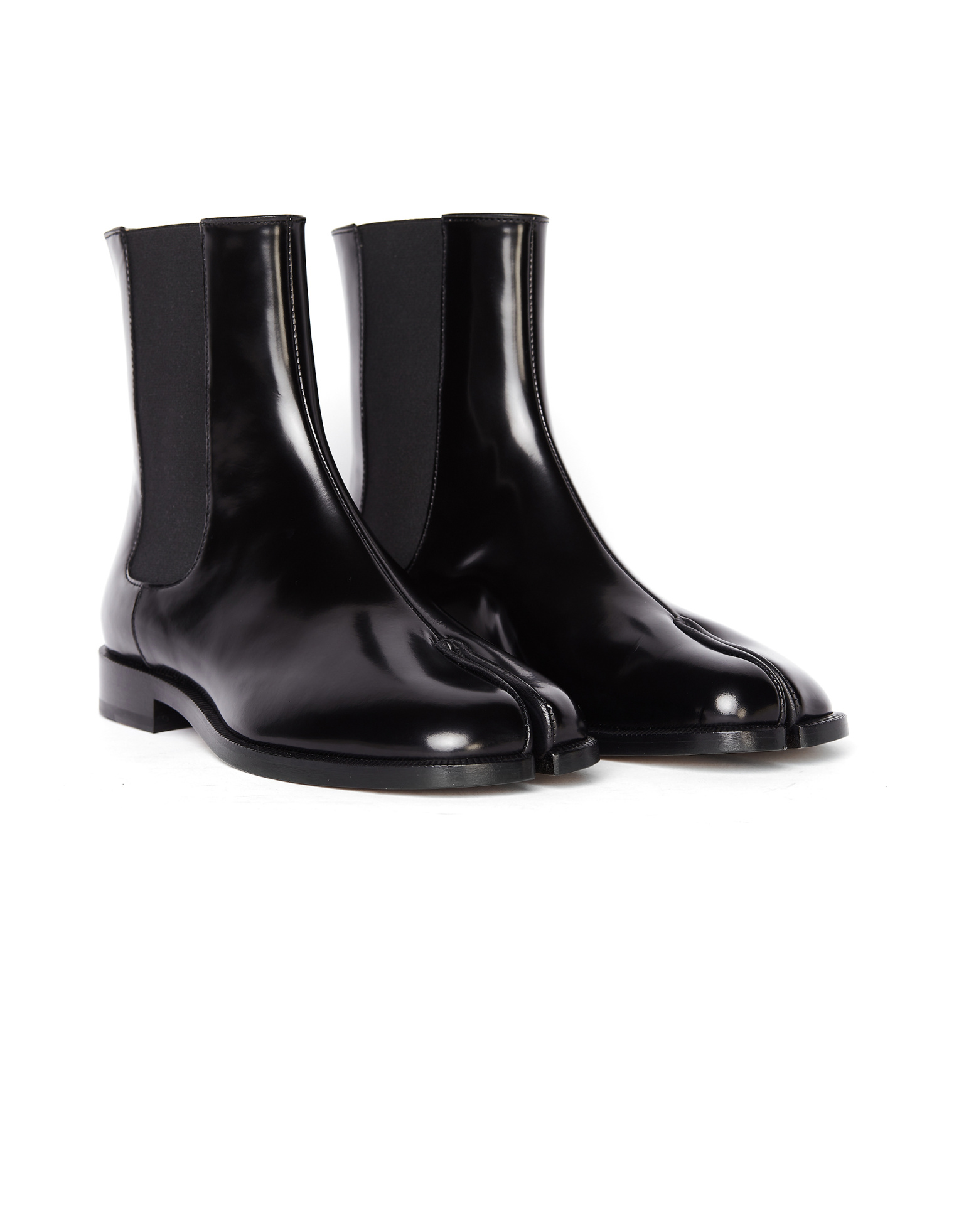 Maison Margiela Черные лакированные ботинки Tabi
