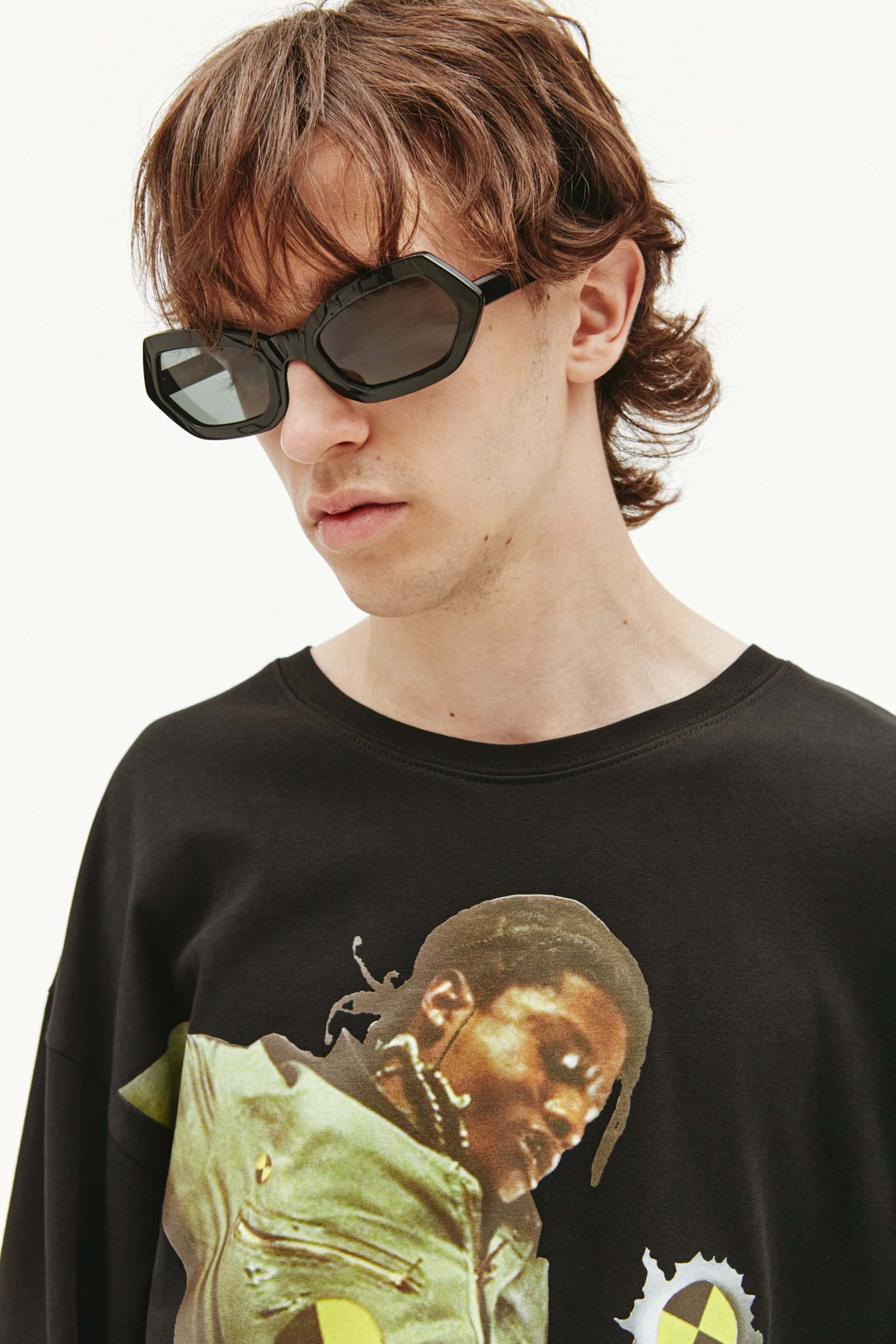 AWGE WATCH OUT black Longsleeve