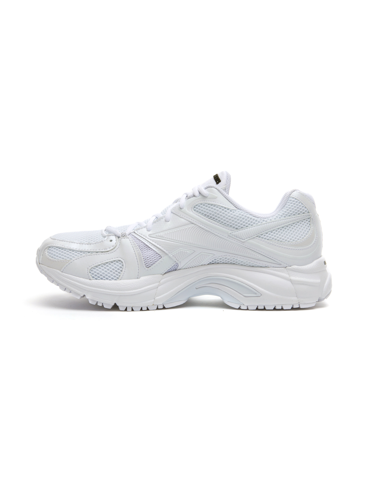 VETEMENTS White Spike Runner 200 Sneakers