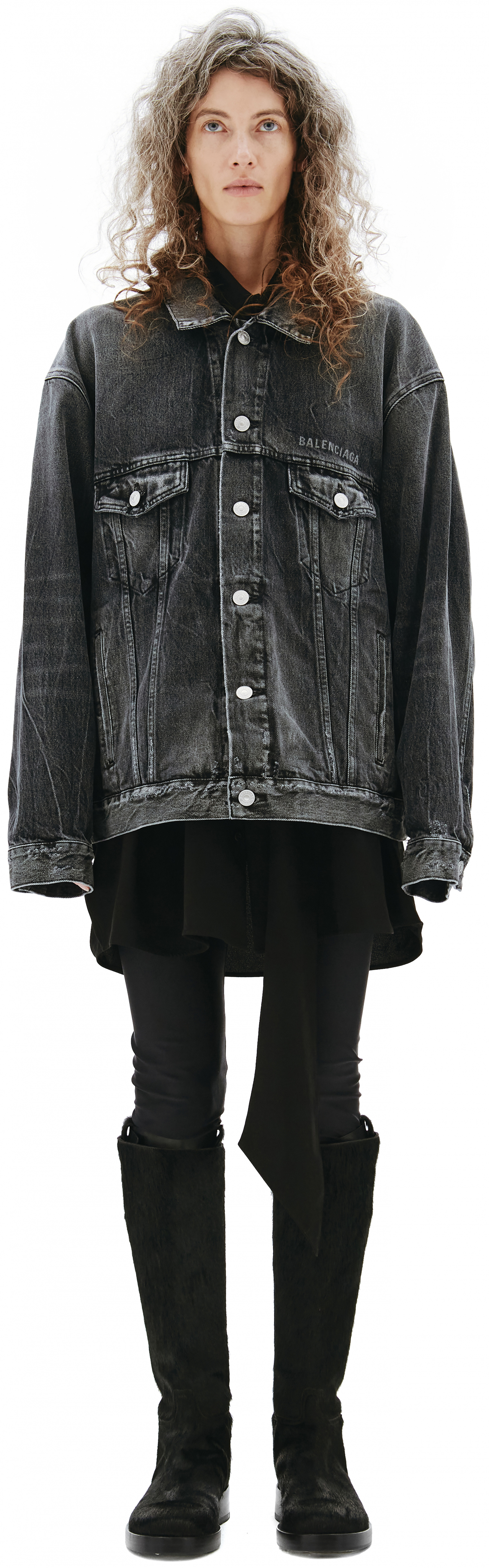 Женская серая джинсовая куртка с принтом на спине Balenciaga — купить за123 750 руб. в интернет-магазине SV77, арт. 657607/TBP47/1090