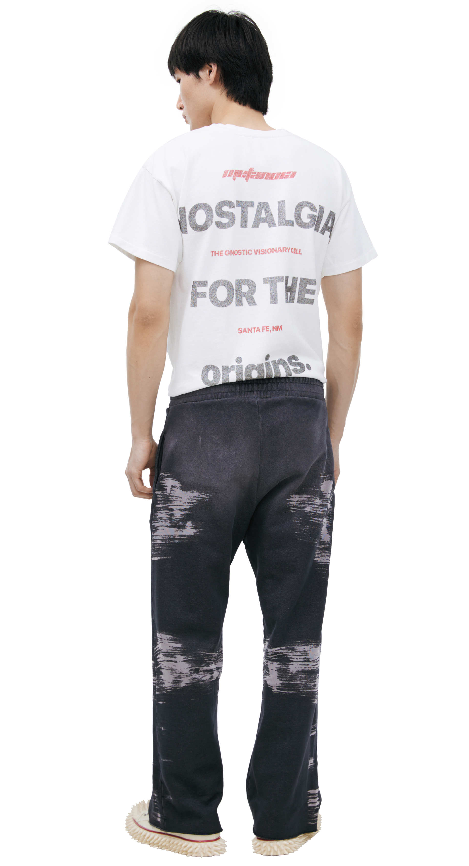 RRR123 Trousers with a distressed look