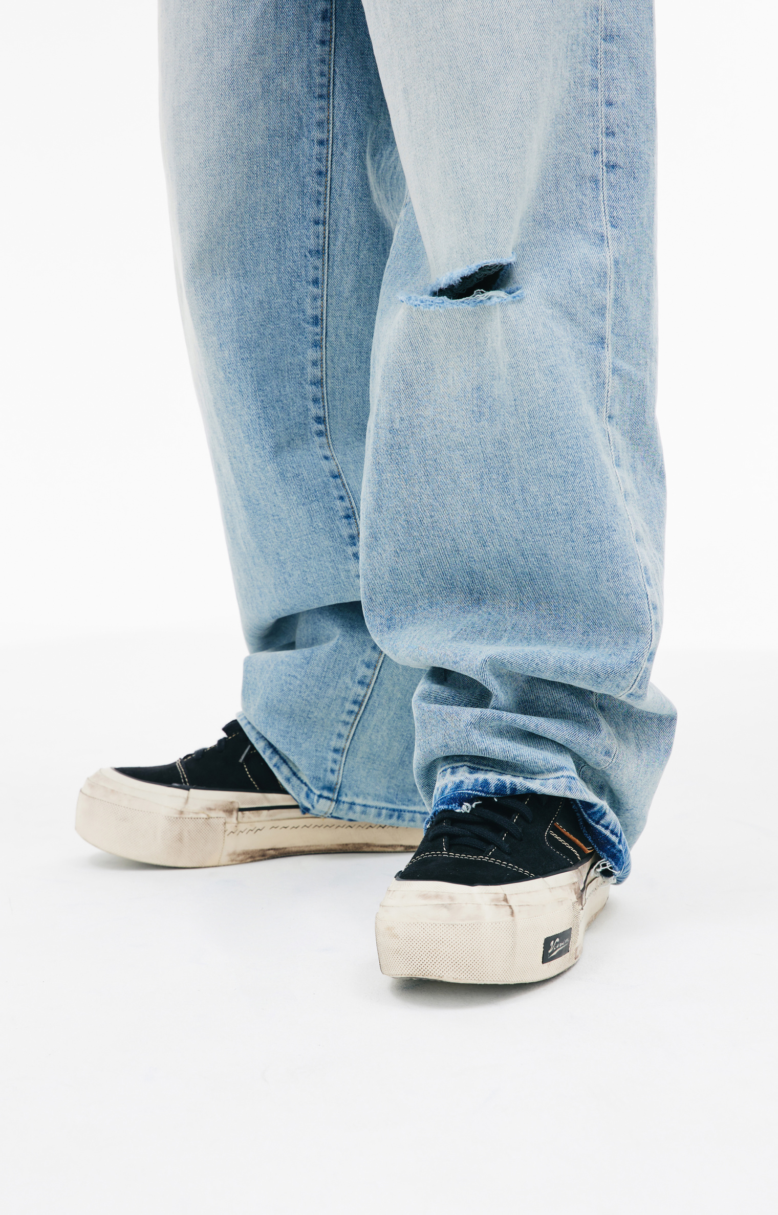 Nahmias Light wash baggy jeans