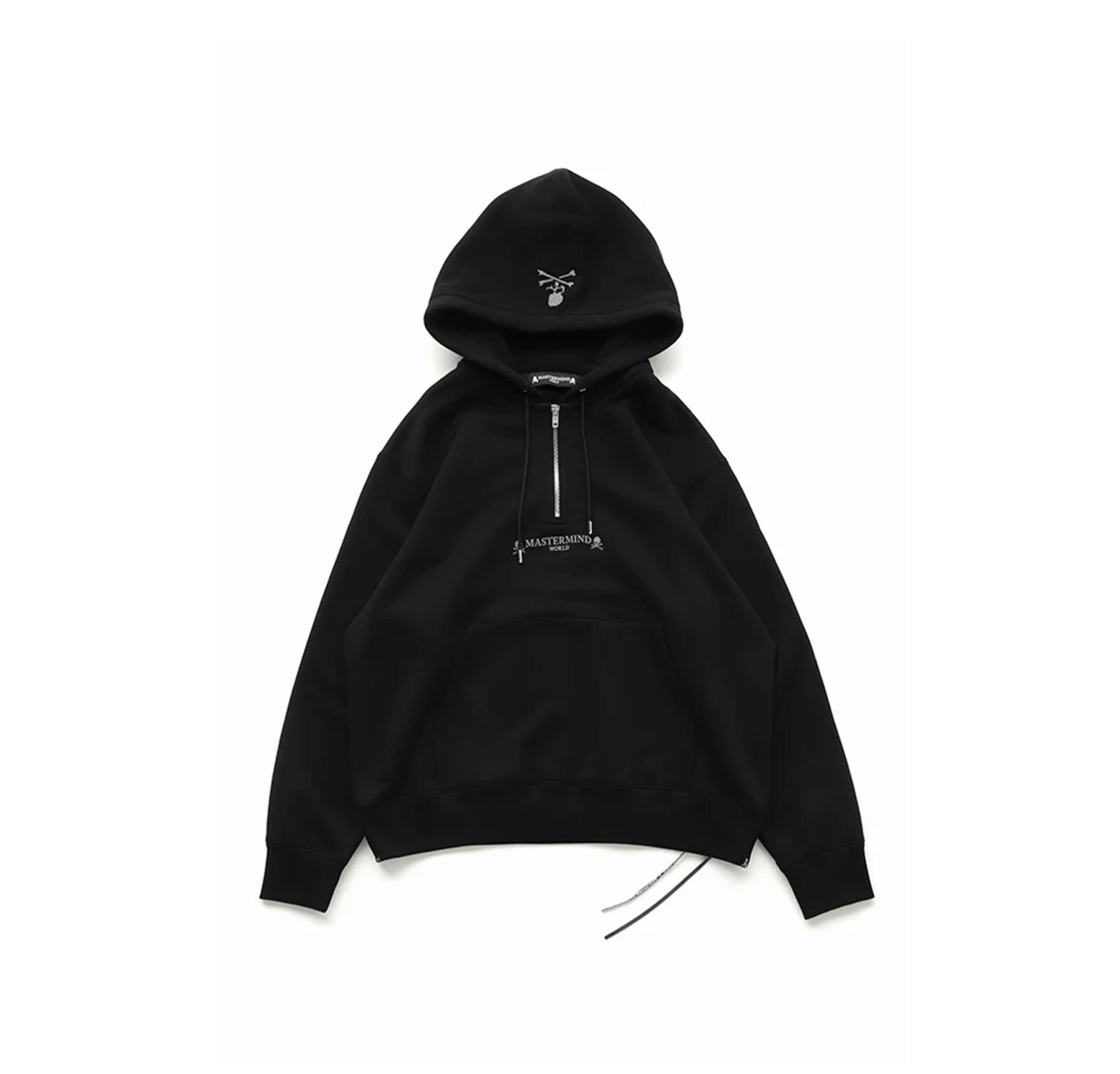 Mastermind WORLD Zip-hoodie with a skull logo