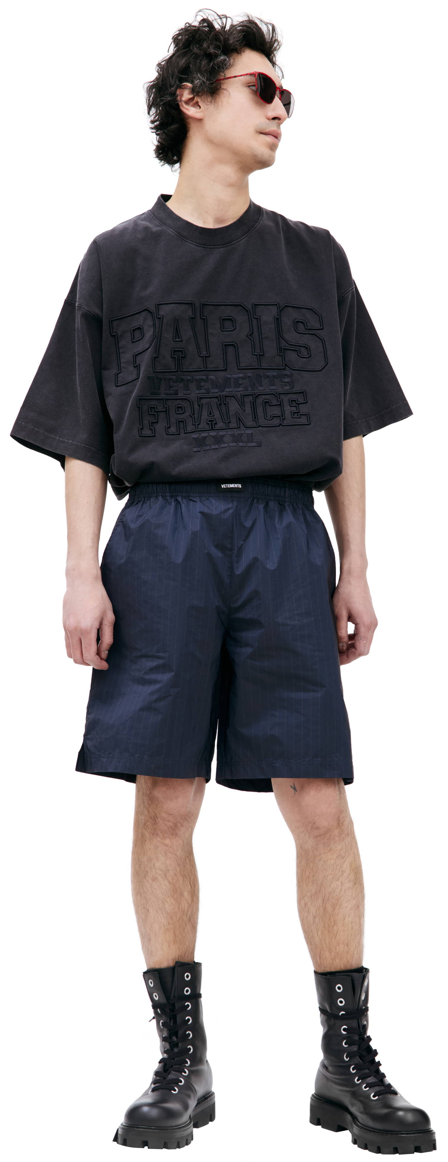 VETEMENTS Navy blue striped shorts