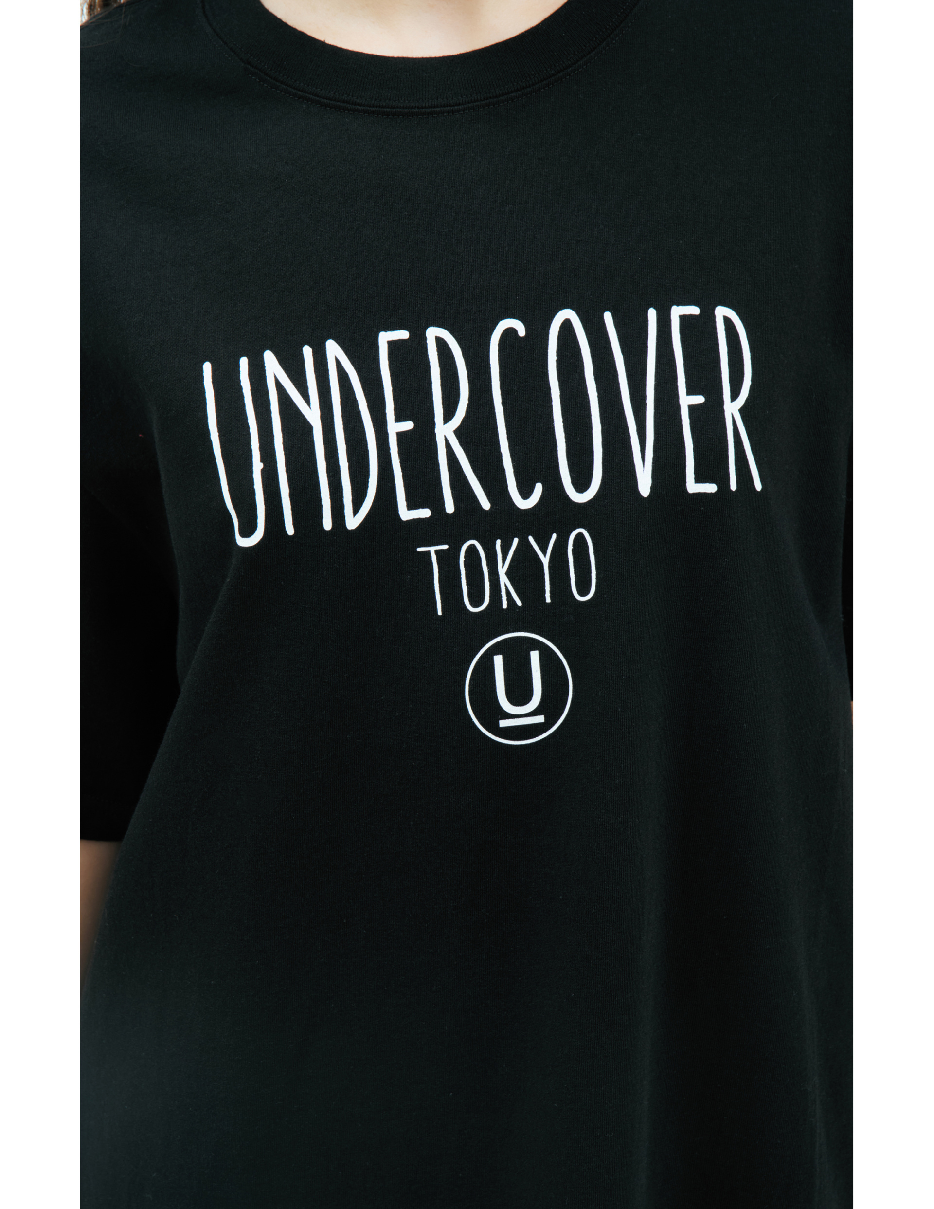 Undercover Футболка-UC2C9805-1 oversize с надписью TOKYO U, черная