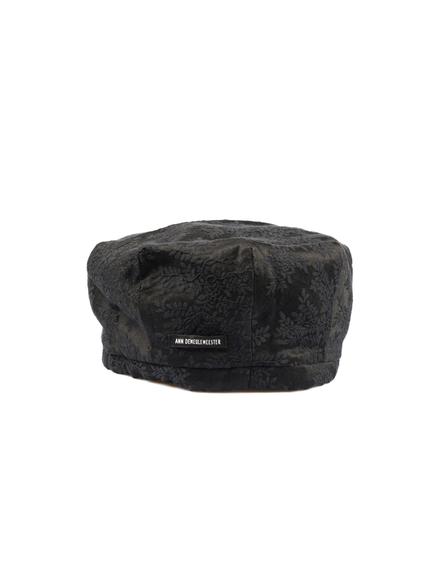 Ann Demeulemeester Берет-141-8680-195-098 двухсторонний черный с вышивкой