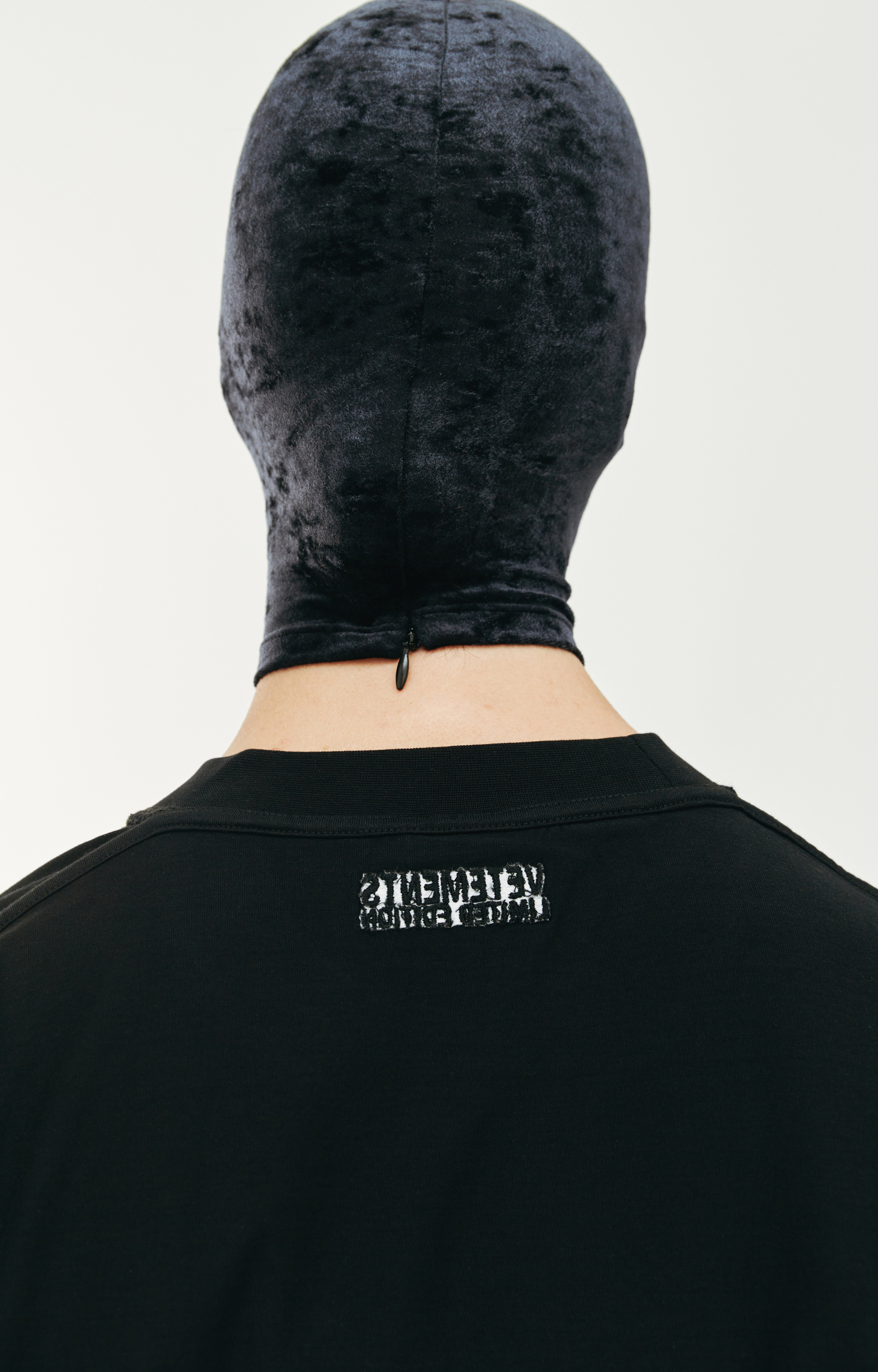 VETEMENTS Футболка наизнанку