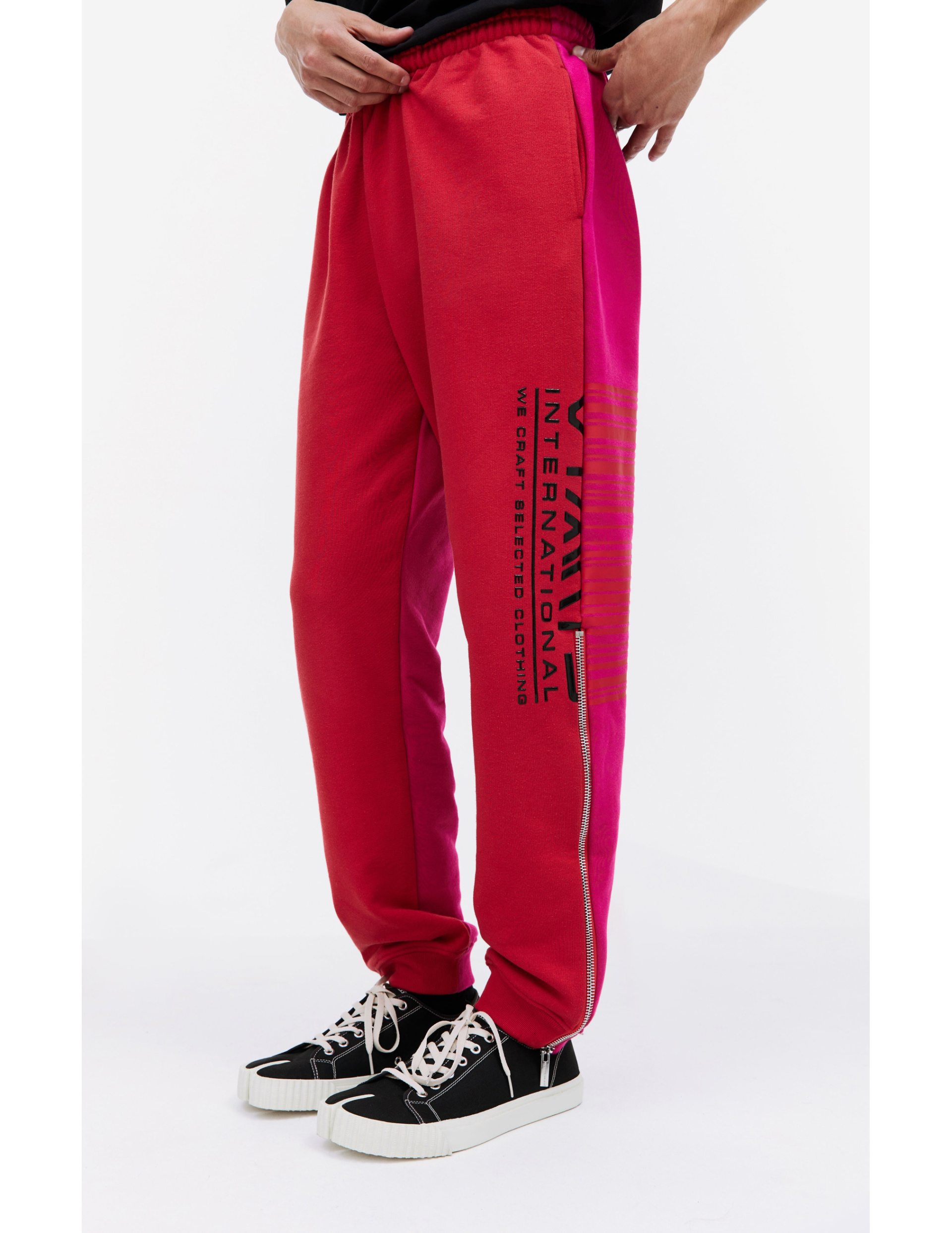 VTMNTS International Printed Sweatpants