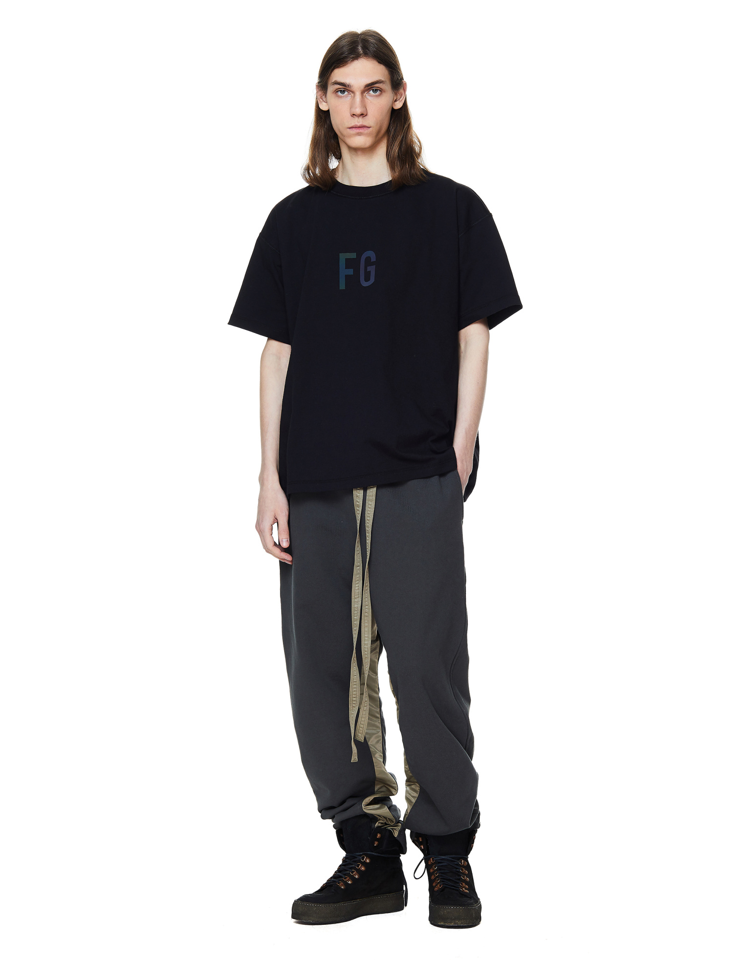 Fear of God Футболка с разноцветным принтом FG