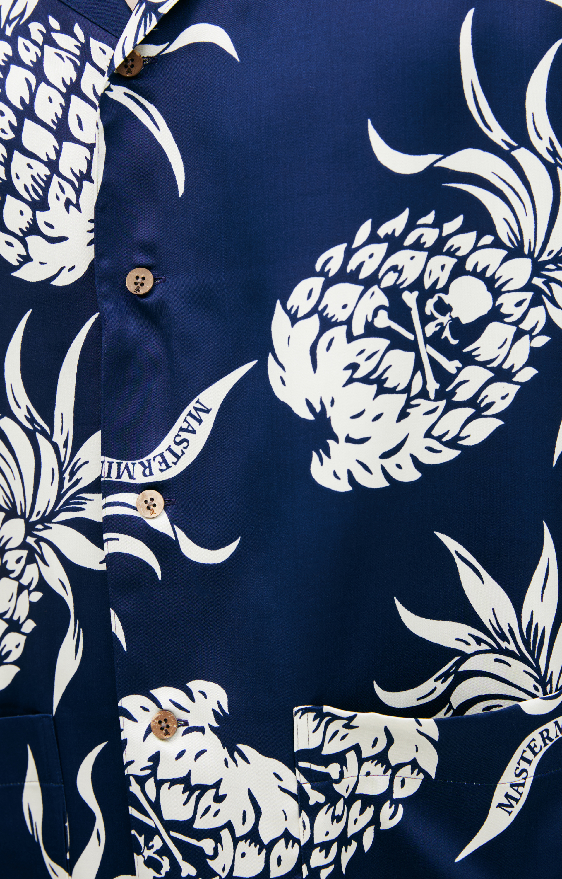 Mastermind WORLD Silk shirt with a solid-color print