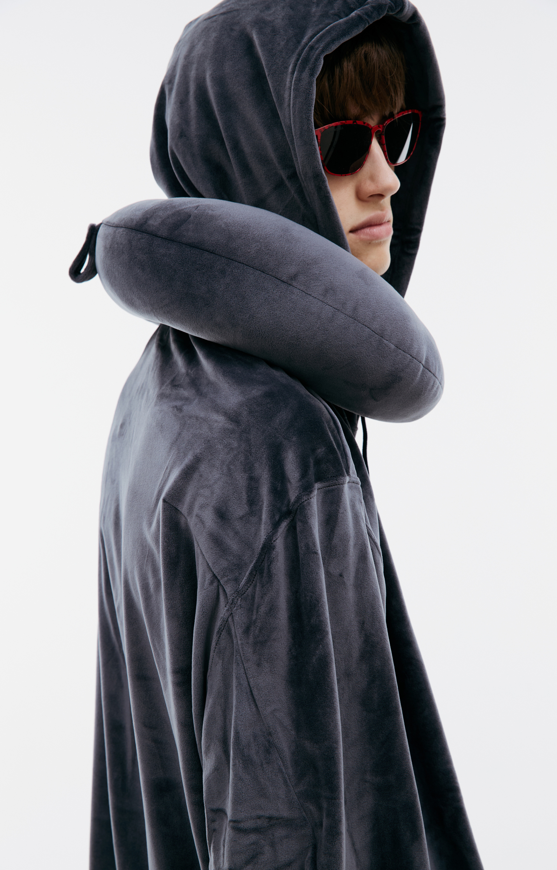 Doublet Hoodie with neck pillow