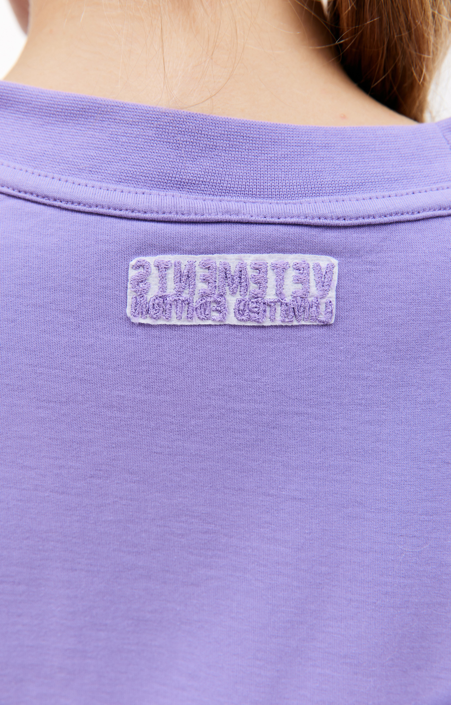 VETEMENTS Футболка со швами наизнанку