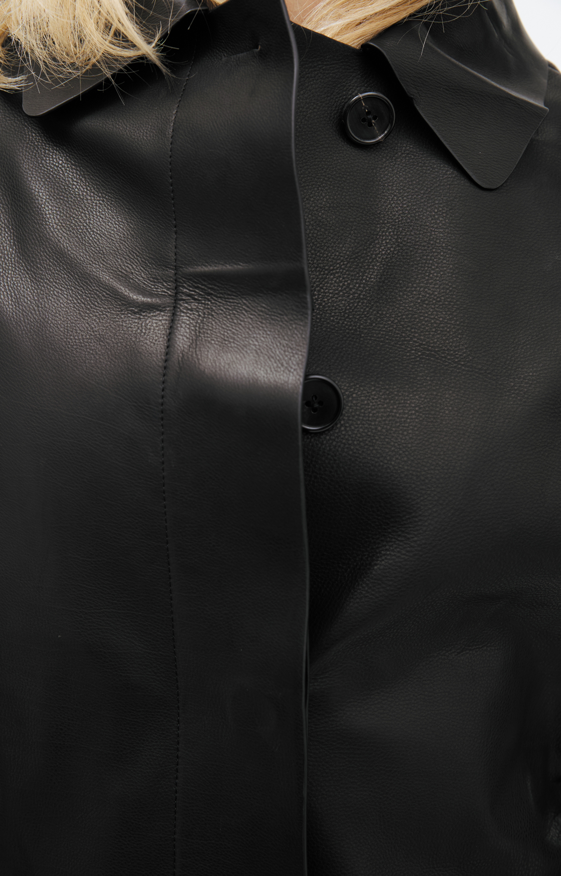 The Row Cintia Leather coat with a turn down collar