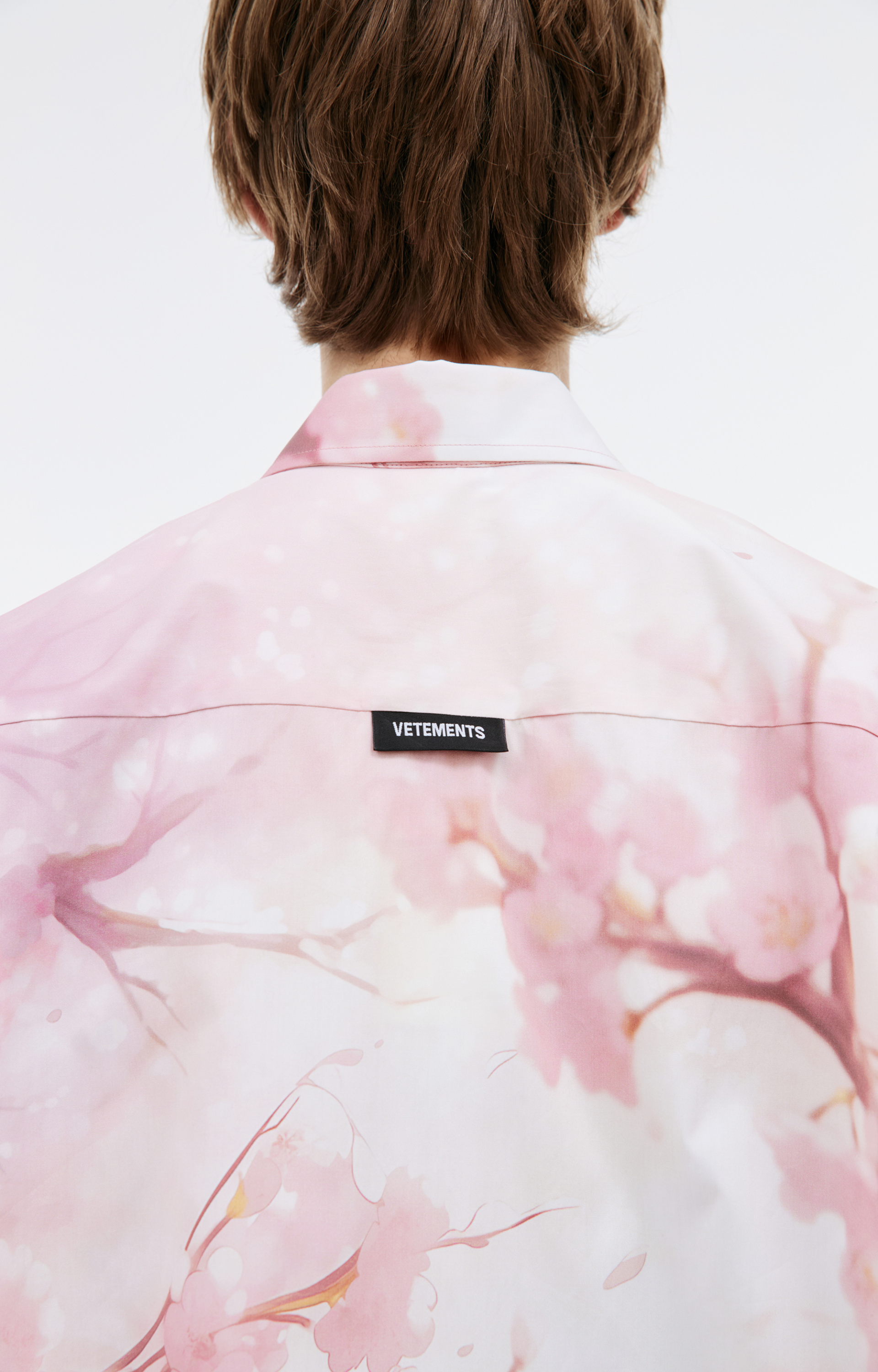 VETEMENTS Short sleeve shirt