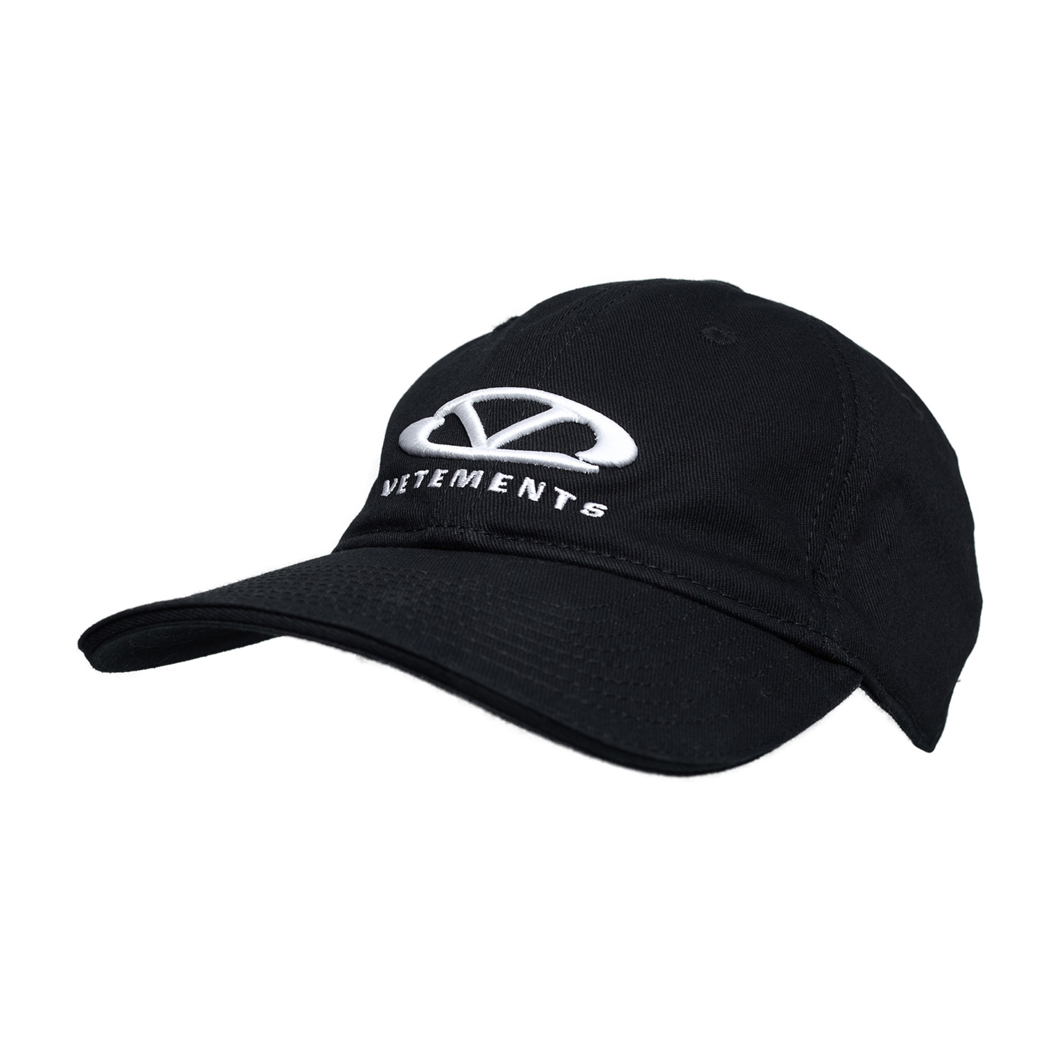 VETEMENTS Embroidered logo cap