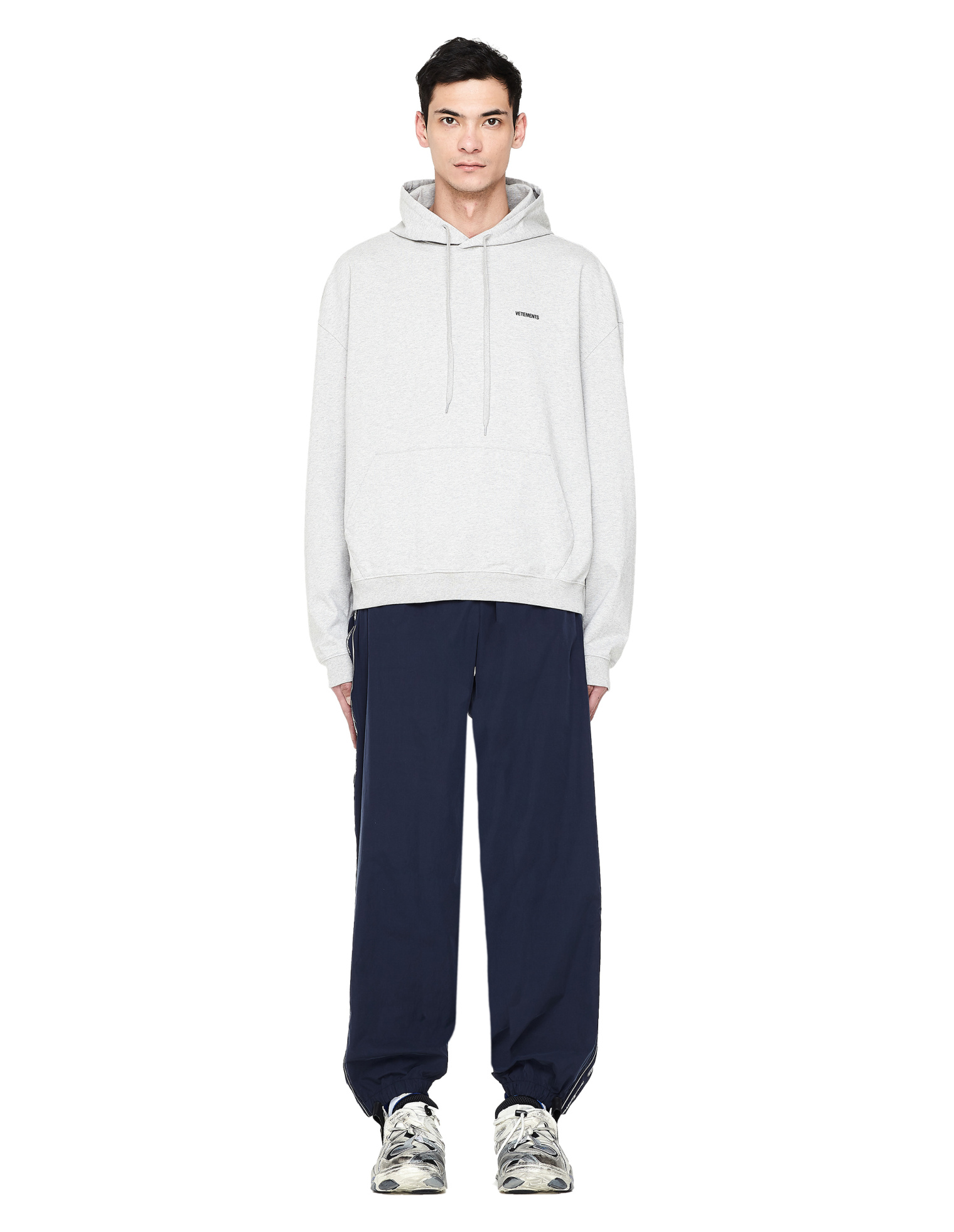 VETEMENTS Men\'s Basic Grey Hoodie
