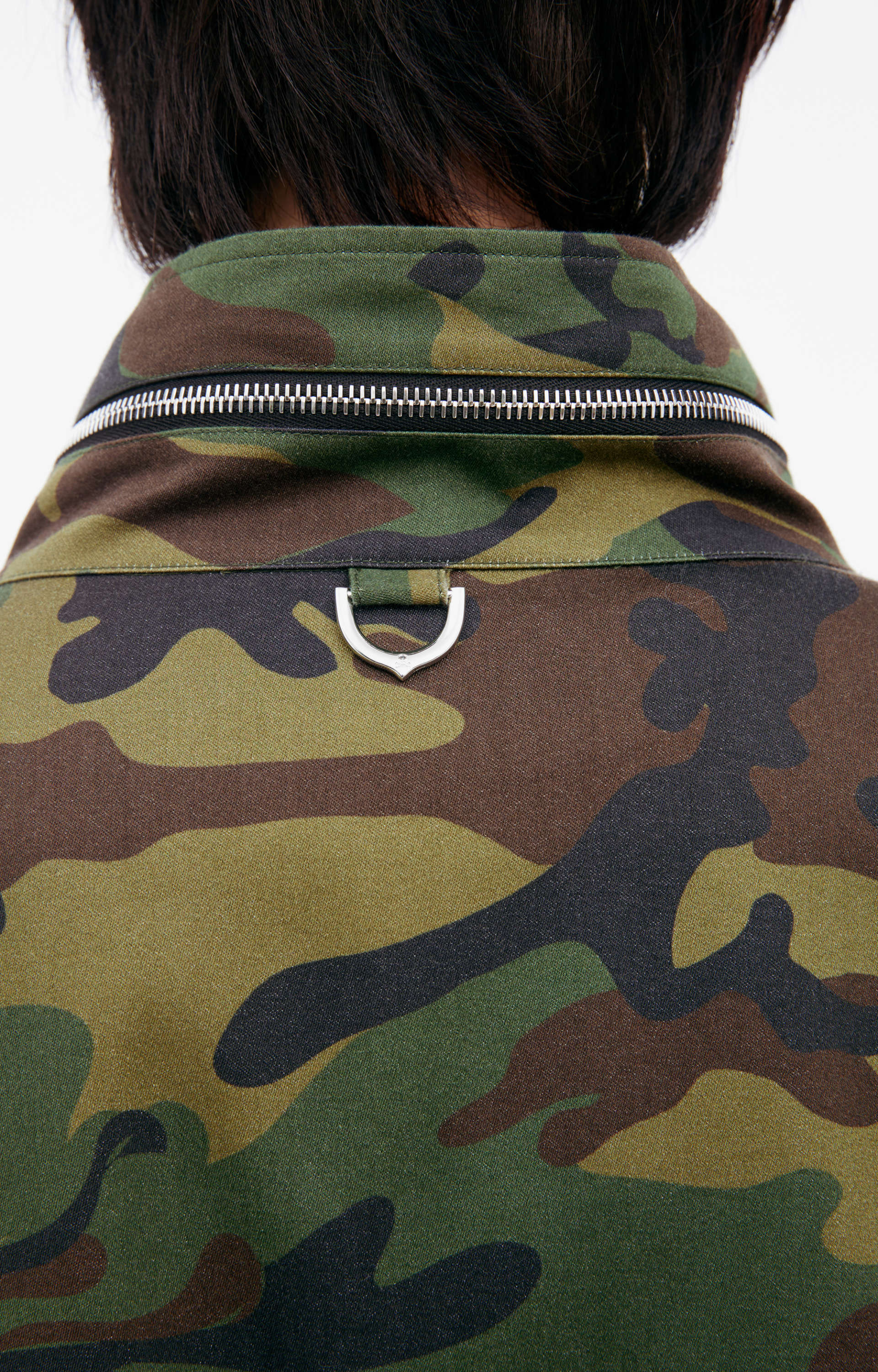 Mastermind WORLD Zippered camouflage jacket