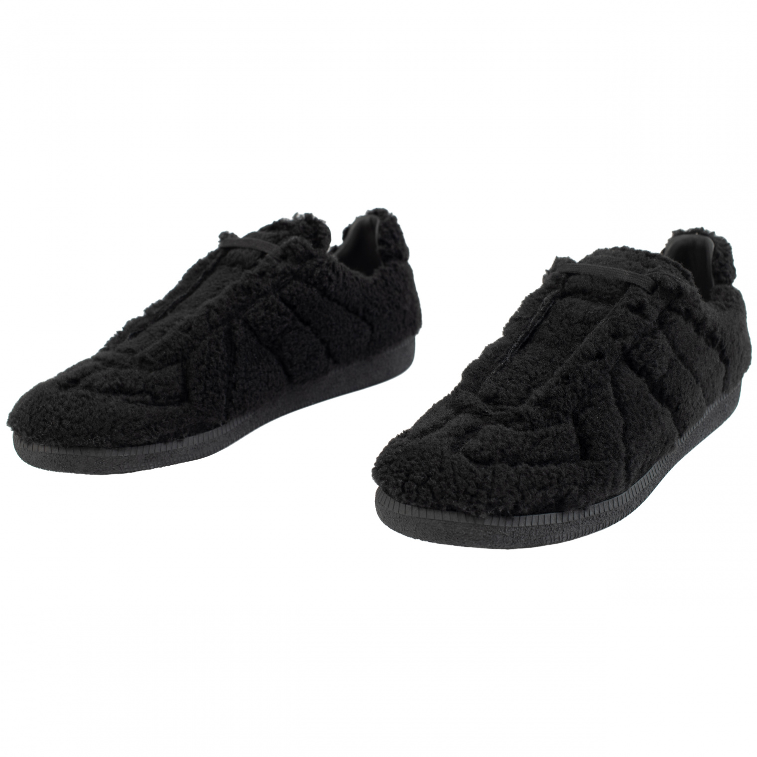 Maison Margiela Fleece Replica Sneaker in black