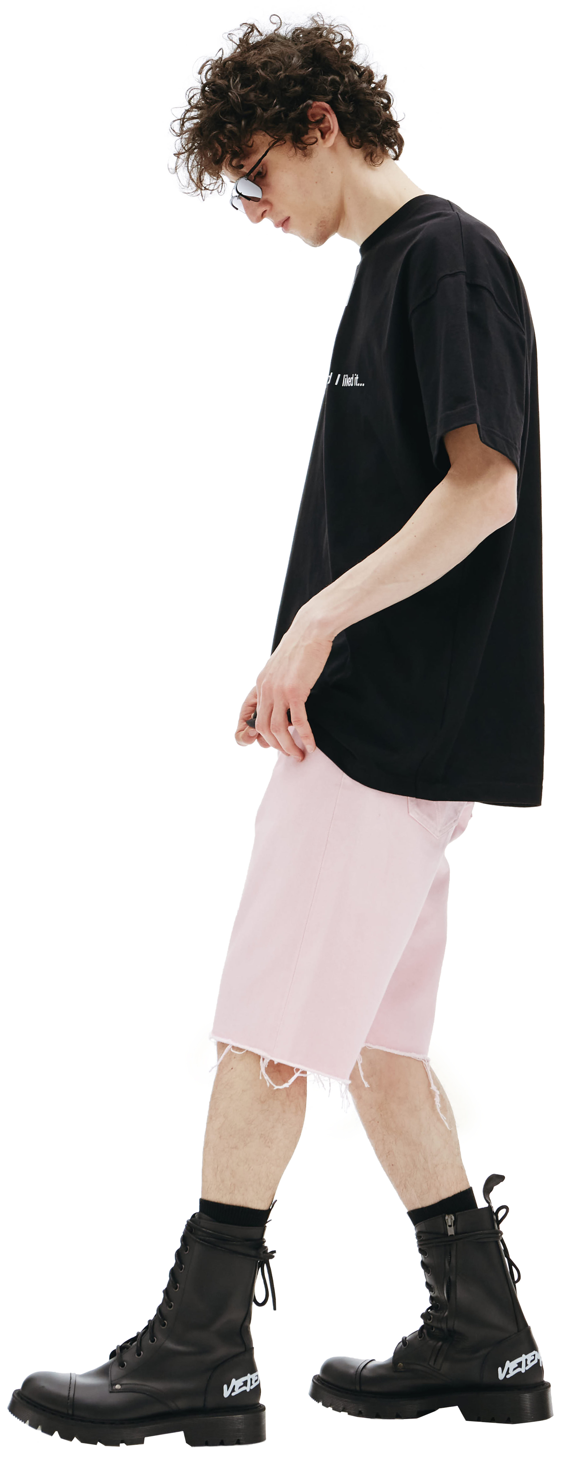 VTMNTS I kissed a boy and i like it t-shirt