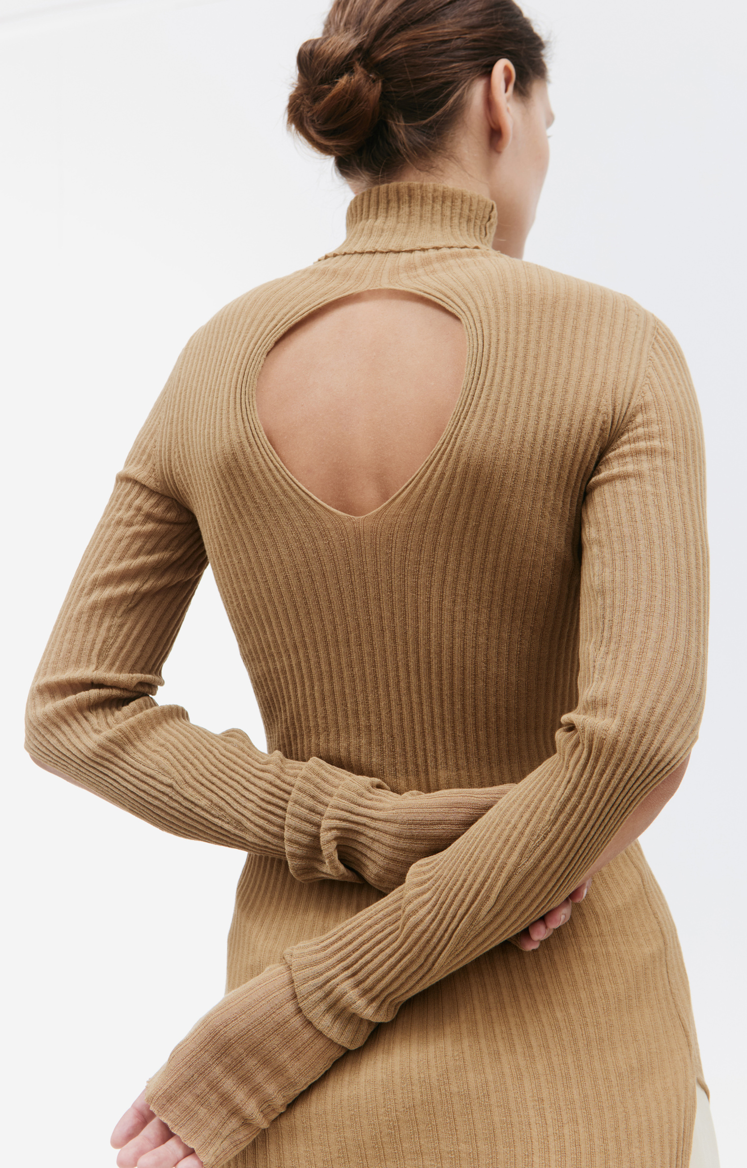 QUIRA Beige turtleneck