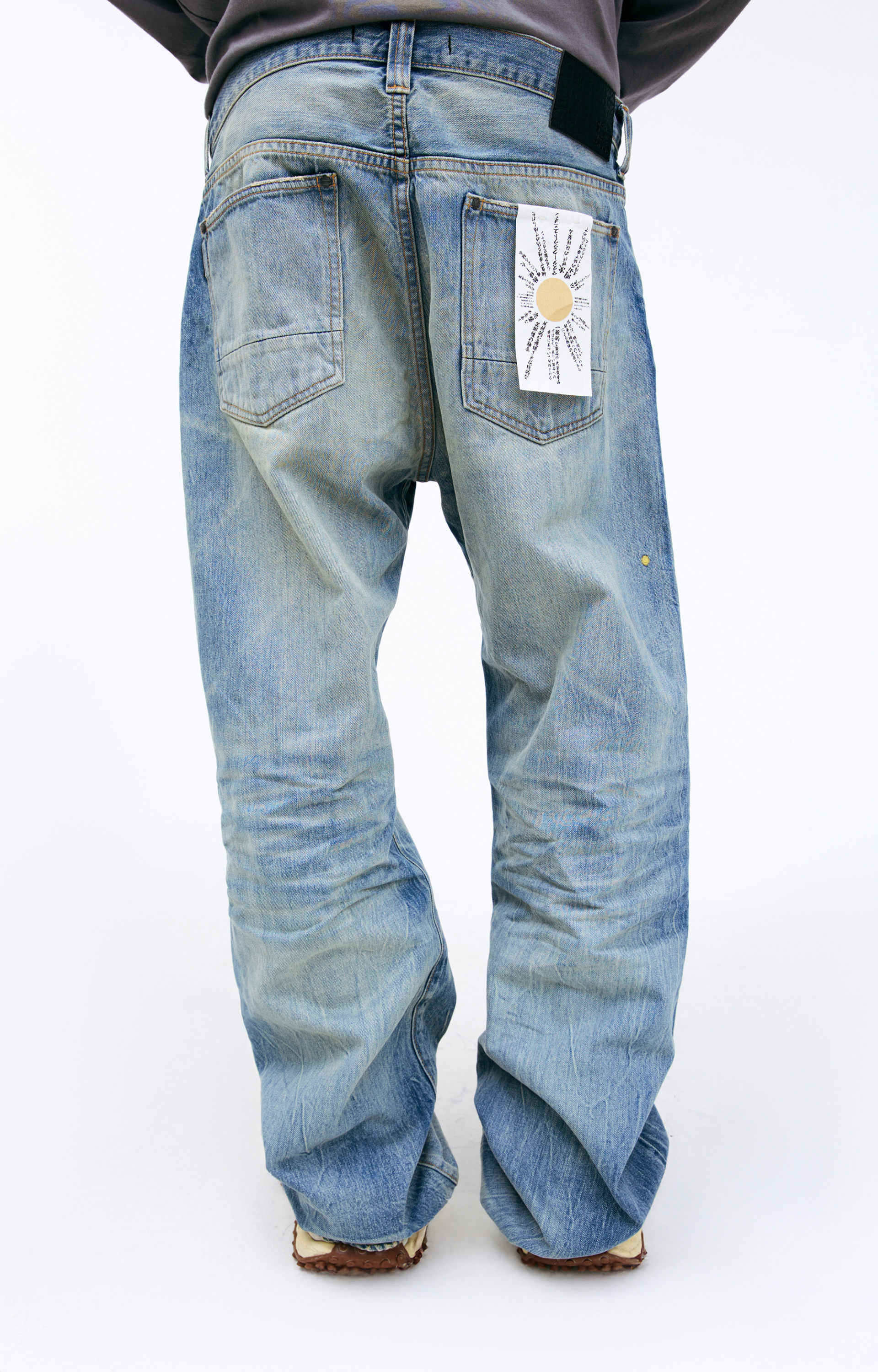 Mastercraft Union Blue jeans with distressed details