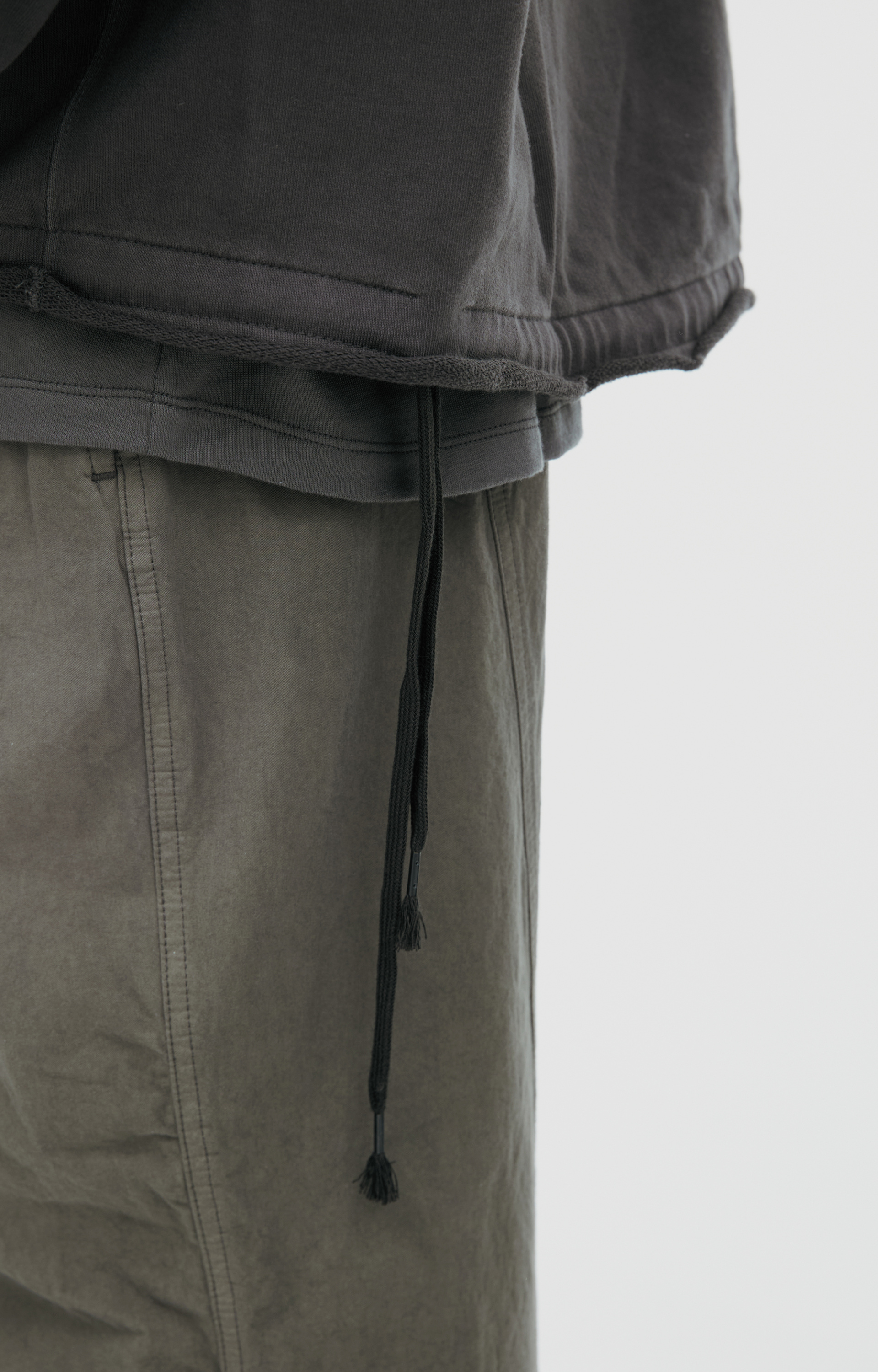 The Viridi-Anne Cotton hoodie with a drawstring