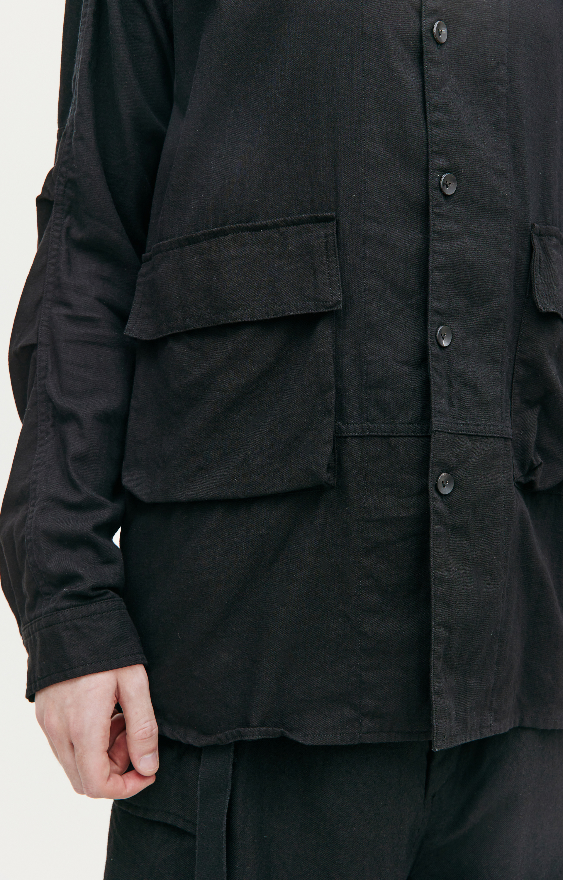 The Viridi-Anne Black cotton shirt with pockets