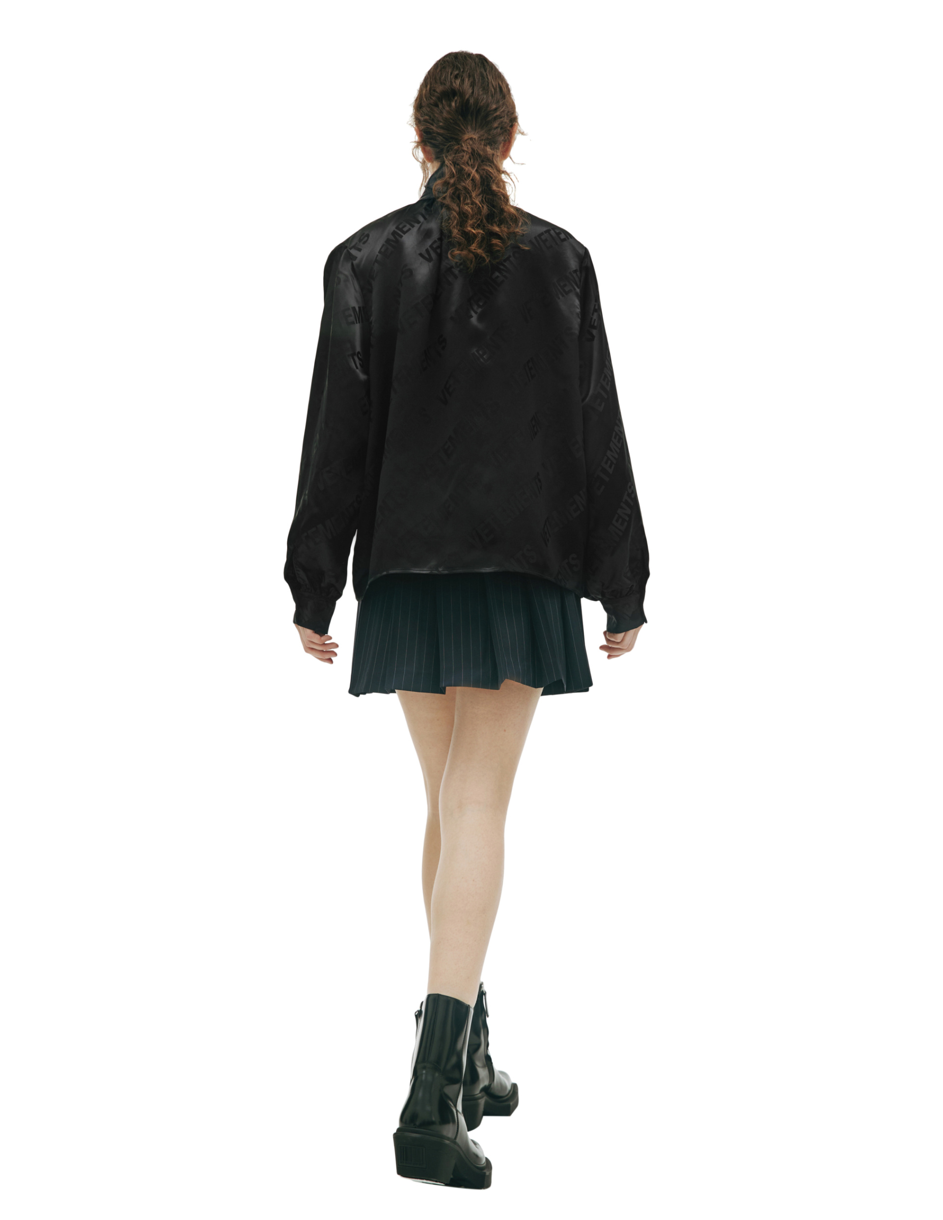 VETEMENTS Black shirt with monogram