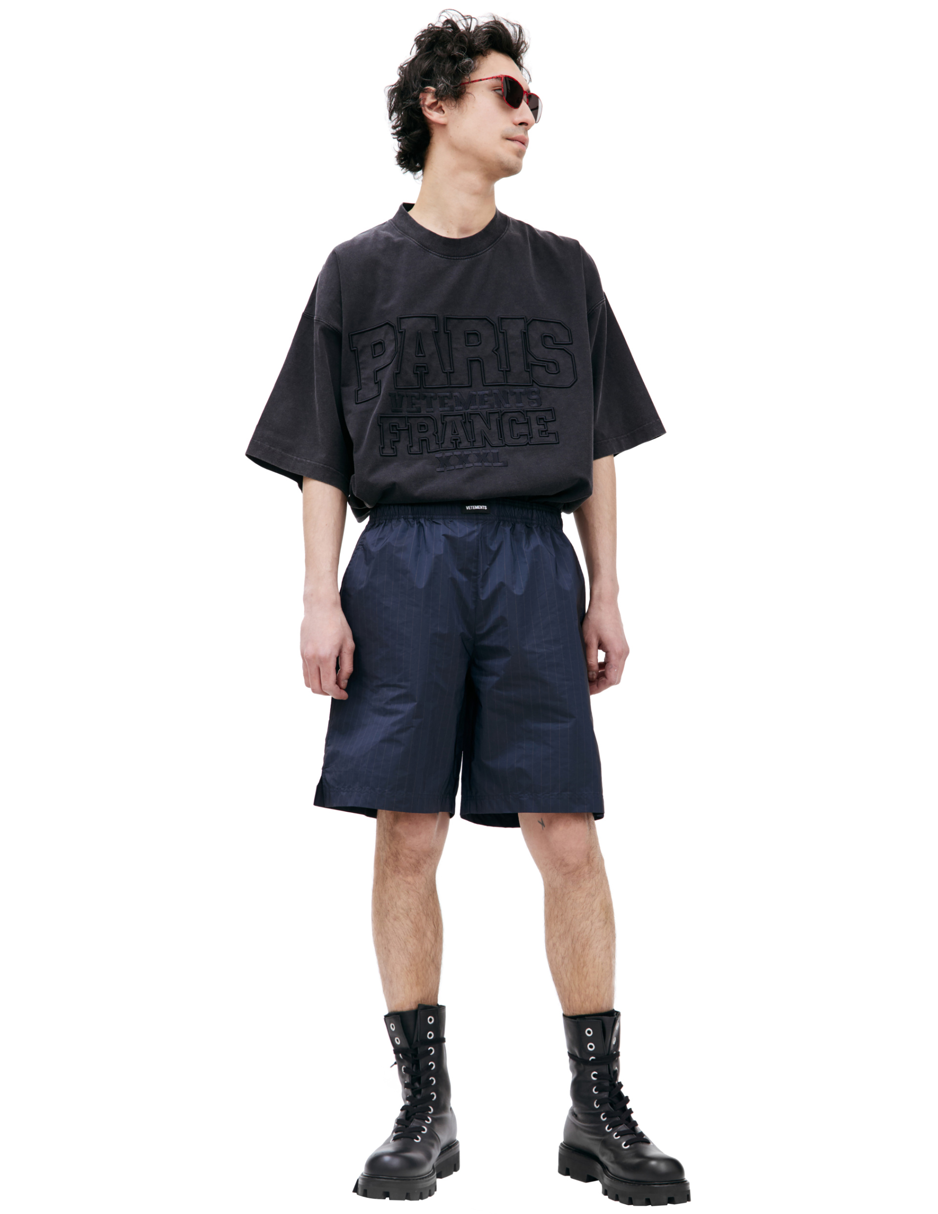 VETEMENTS Navy blue striped shorts