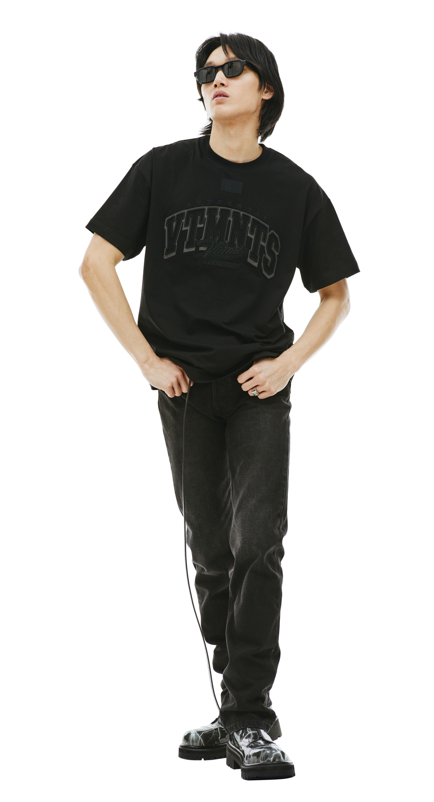 VTMNTS Patched Logo t-shirt