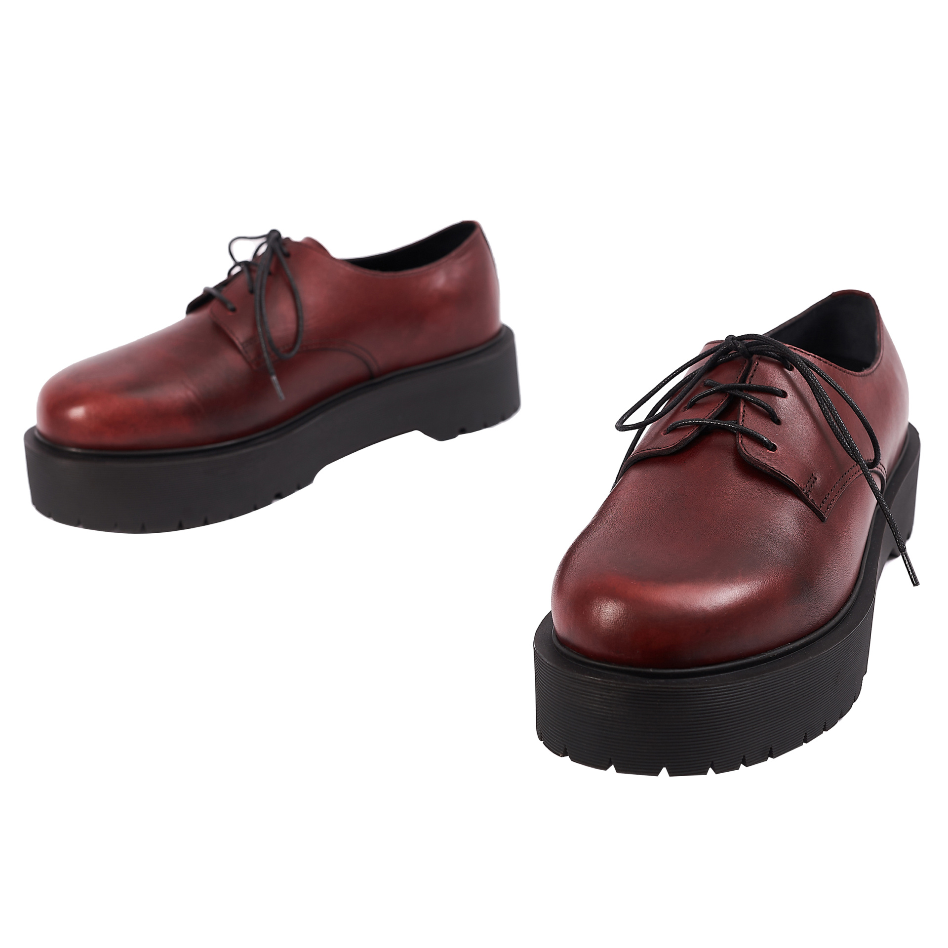 Enfants Riches Déprimés The Winona Derby