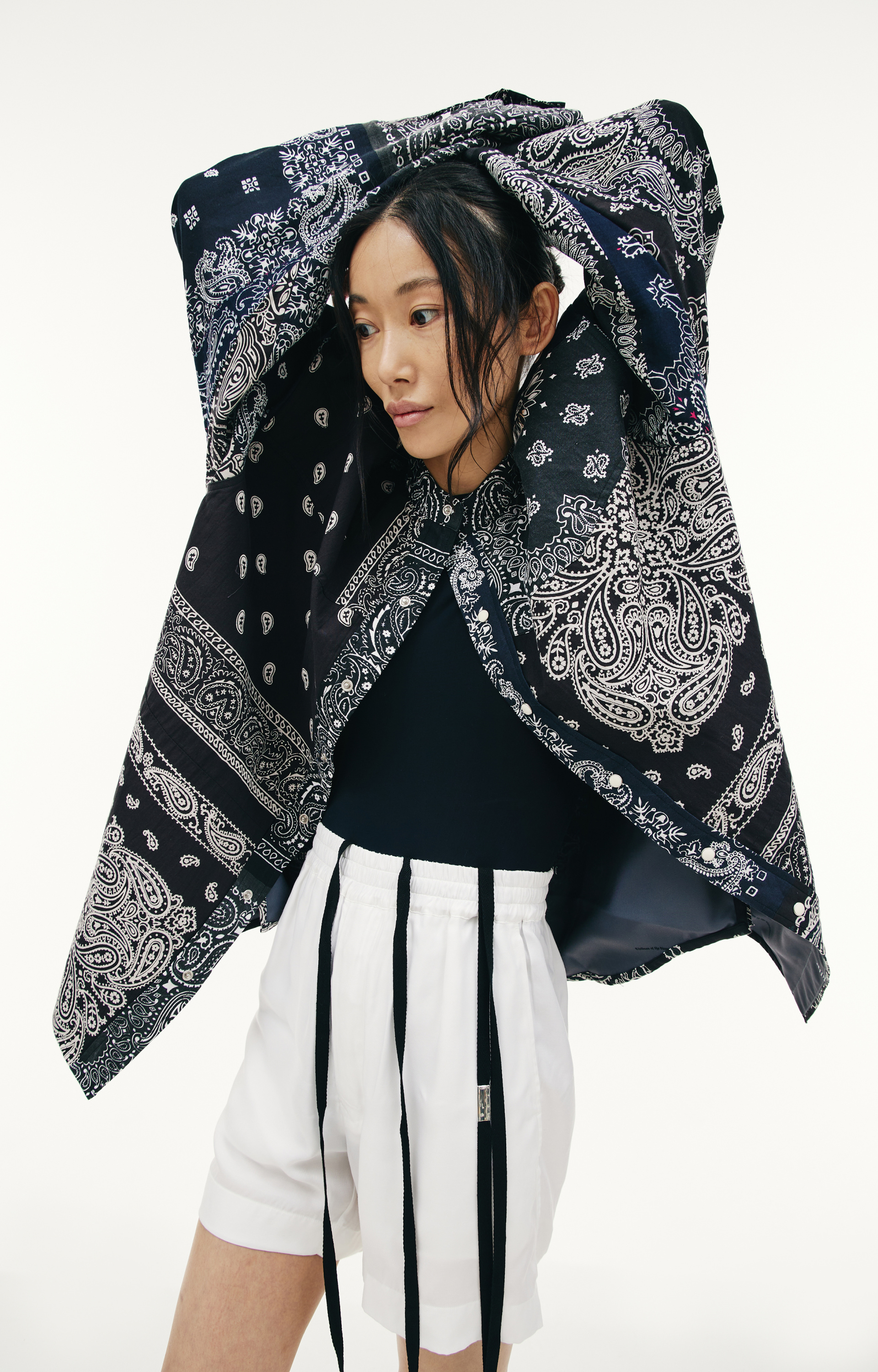 Children of the discordance Black Shirt With Paisley