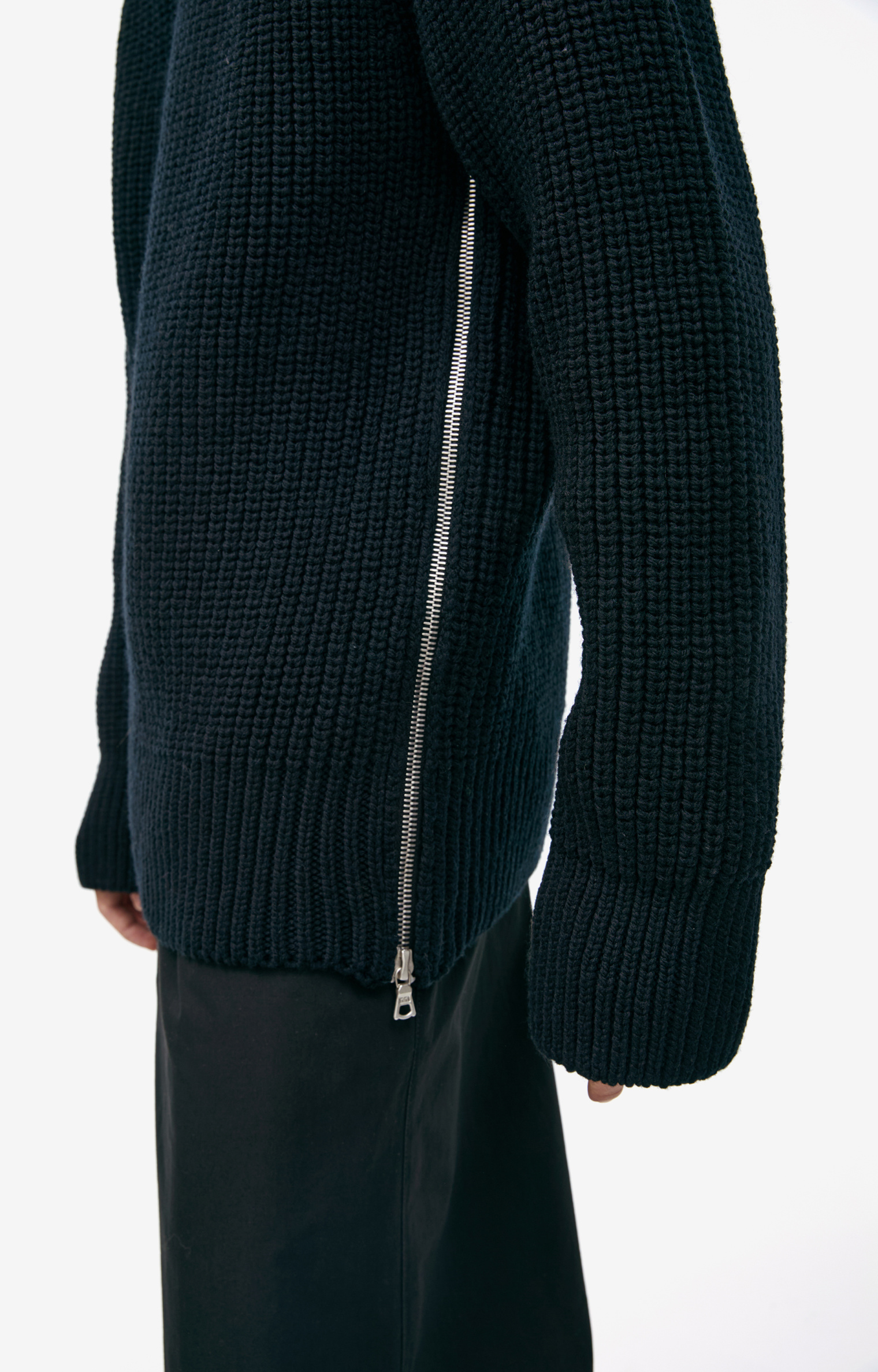 Dries Van Noten Asymmetrical zipper sweater