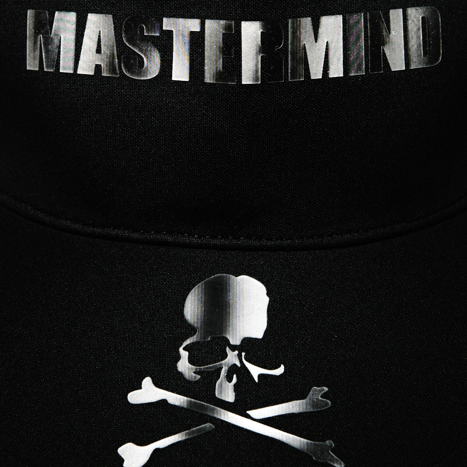Mastermind WORLD Black cap with a logo