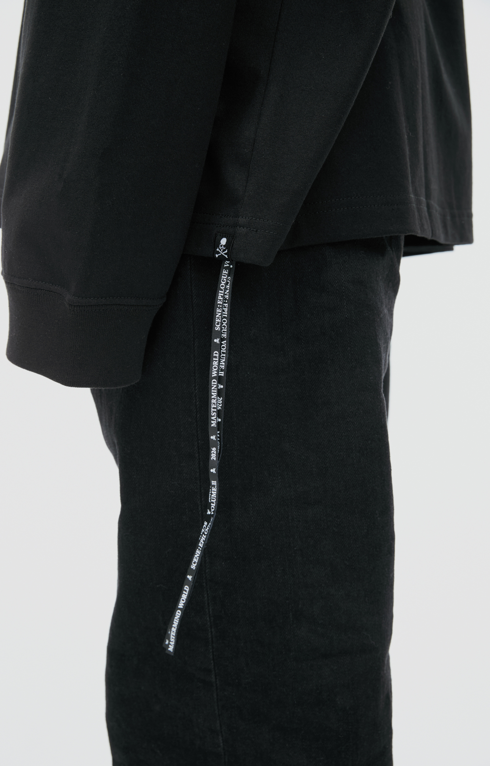 Mastermind WORLD Black sweatshirt with a logo
