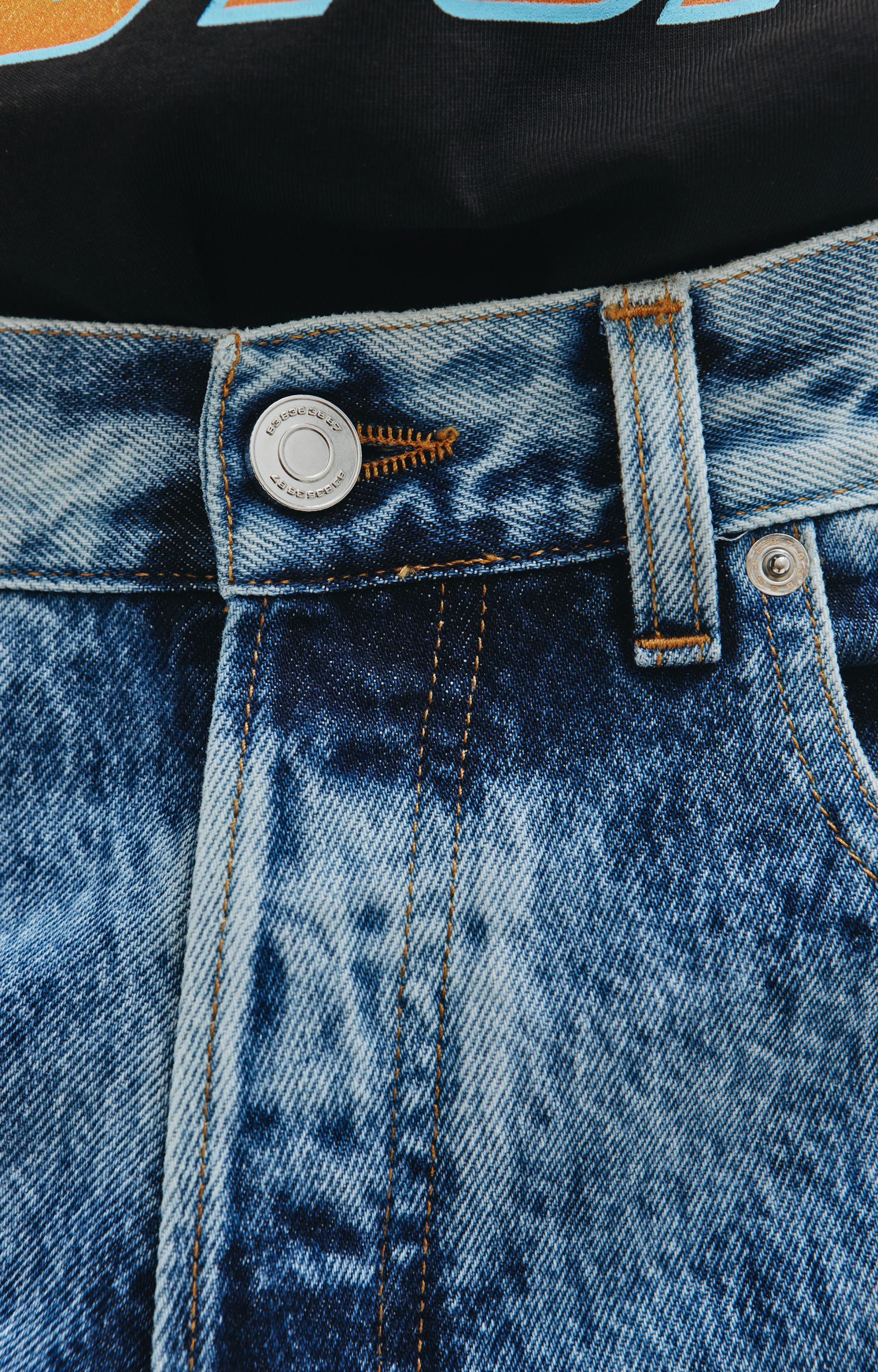 VTMNTS Acid-wash denim Jeans